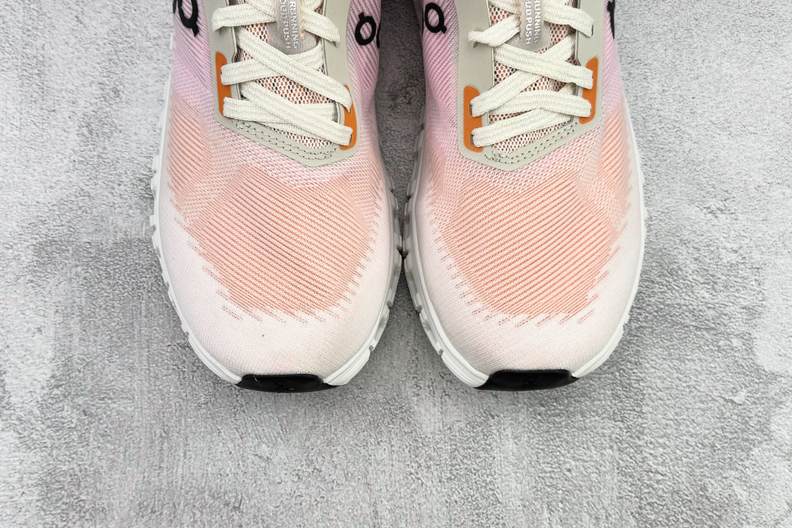 On昂跑 Cloud 6 Push 粉橙色 3MF10052998