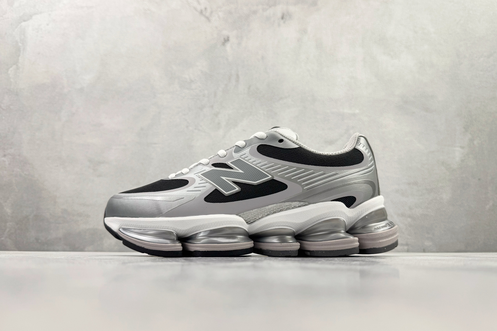 C 版 大厂出品 New Balance ABZORB 2000 灰黑货号：UZ尺码：36 36.5 3