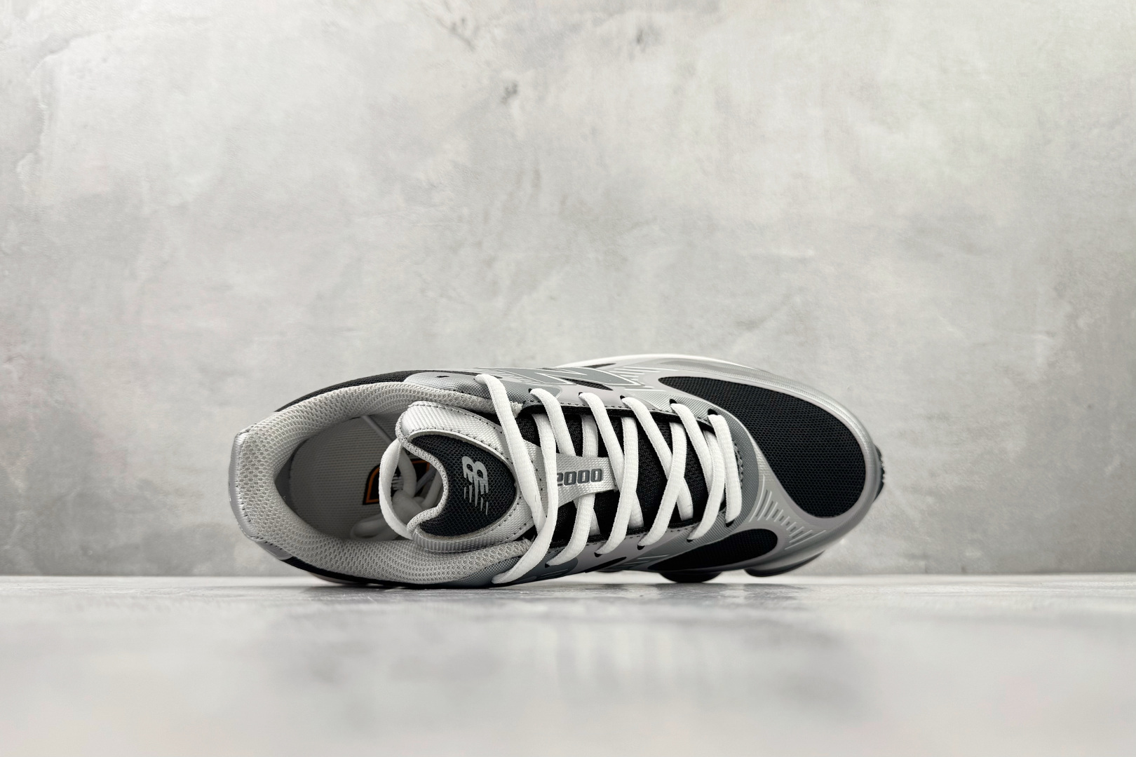 C 版 大厂出品 New Balance ABZORB 2000 灰黑货号：UZ尺码：36 36.5 3