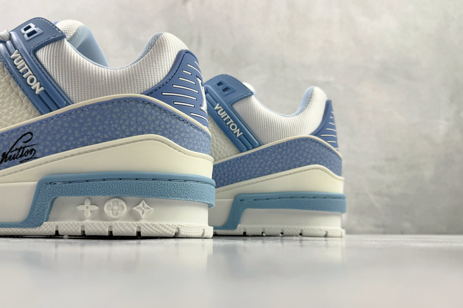 顶级纯原 LOUIS VUITTTrainer 海蓝色 1AD6BI