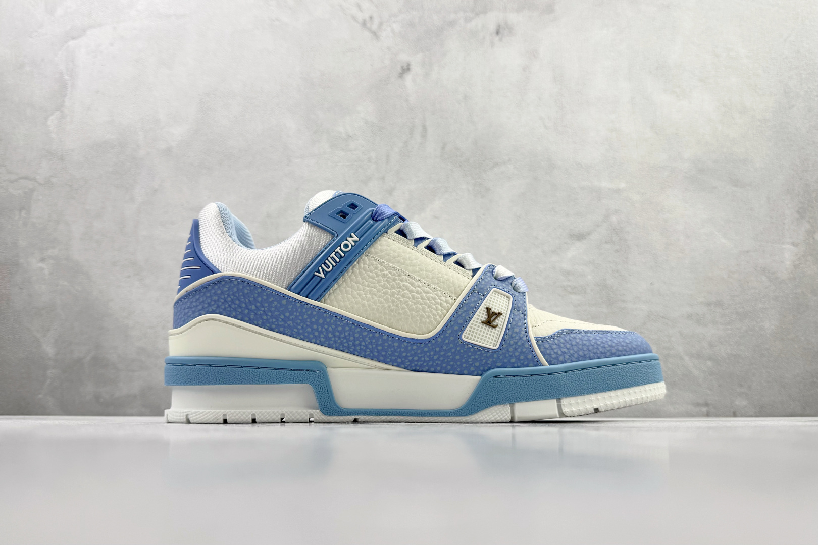 顶级纯原 LOUIS VUITTTrainer 海蓝色 1AD6BI