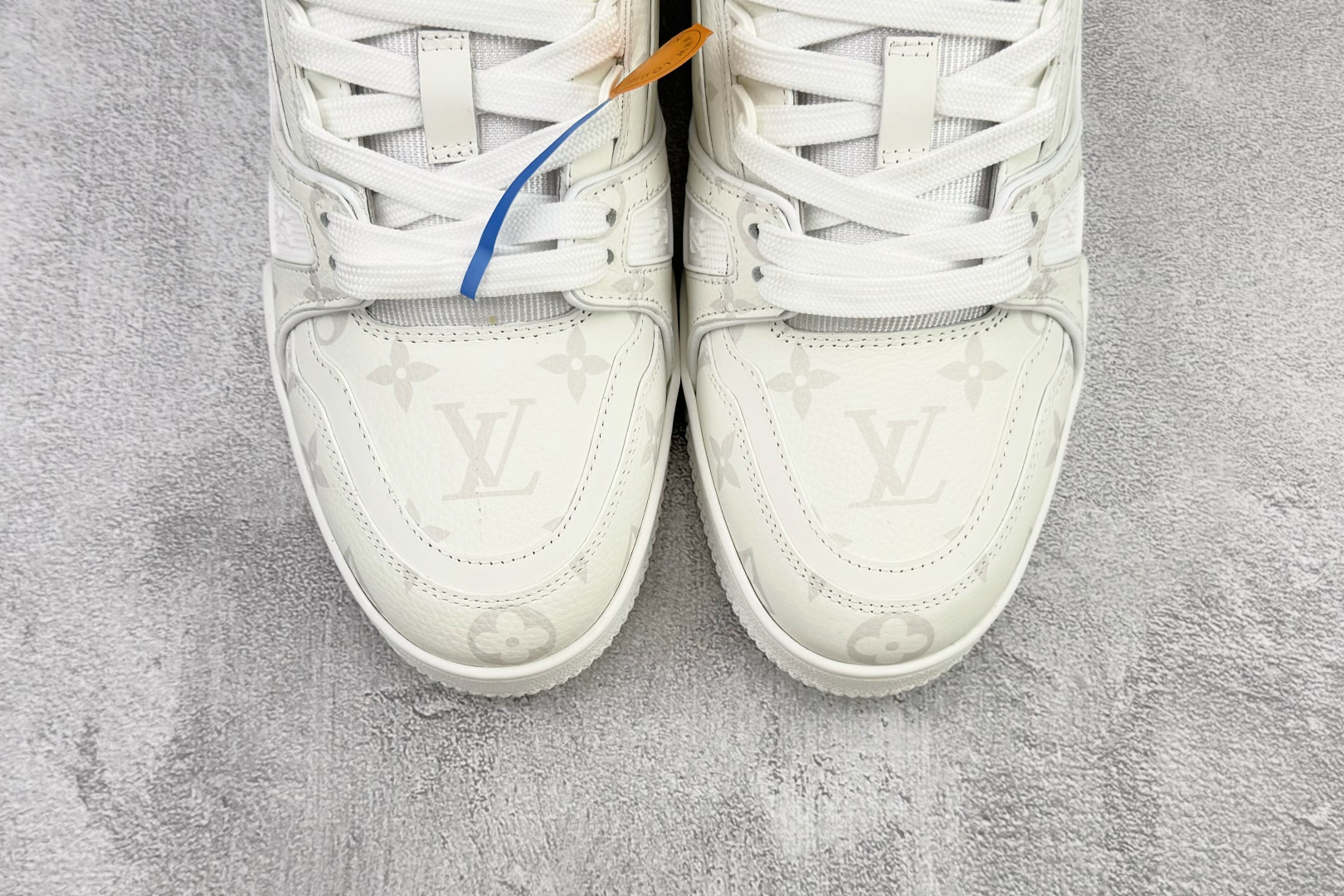 顶级纯原 LOUIS VUITTTrainer 白色 1AHDN0