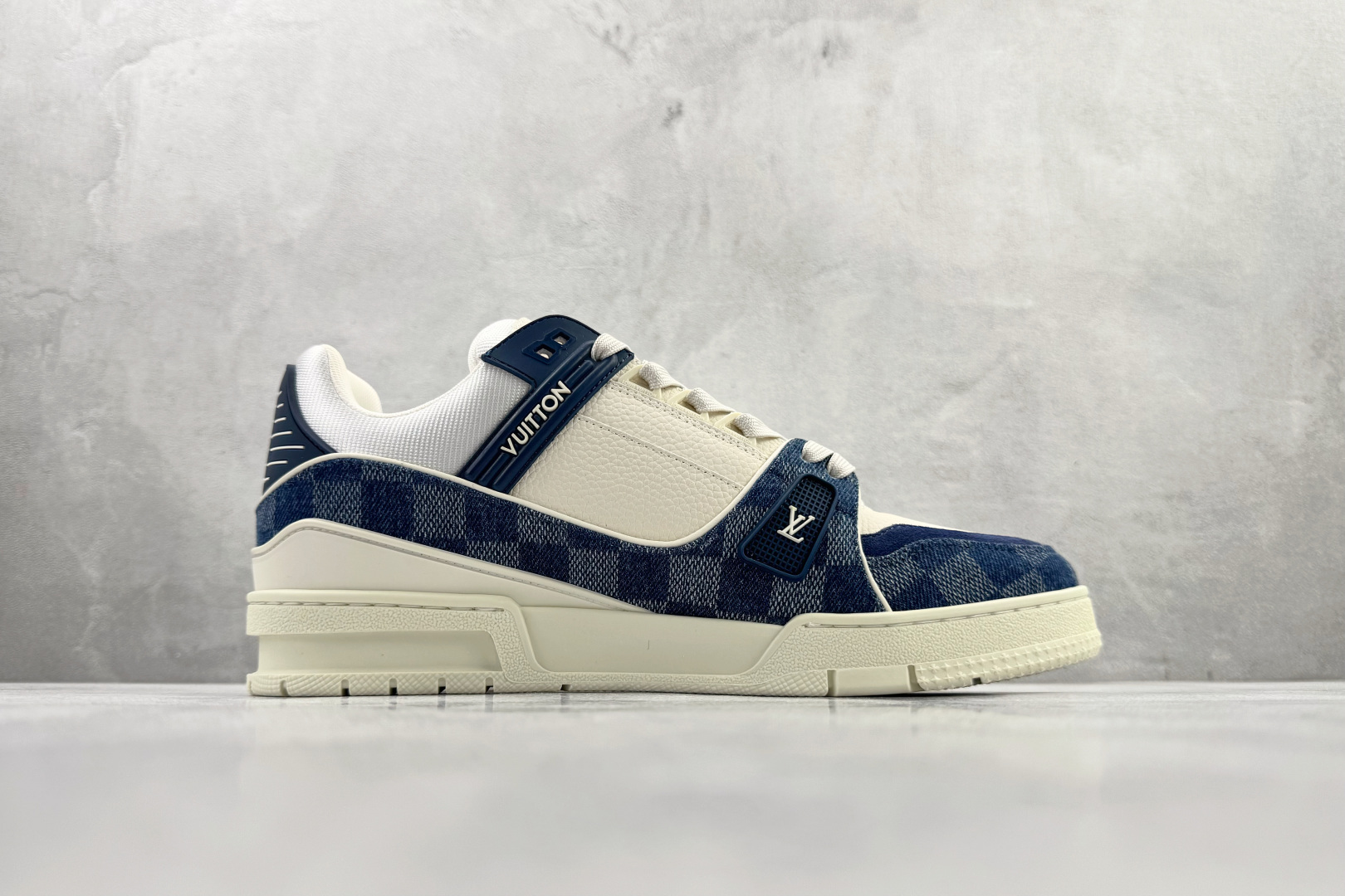 顶级纯原 LOUIS VUITTTrainer 白蓝 1ACPRW