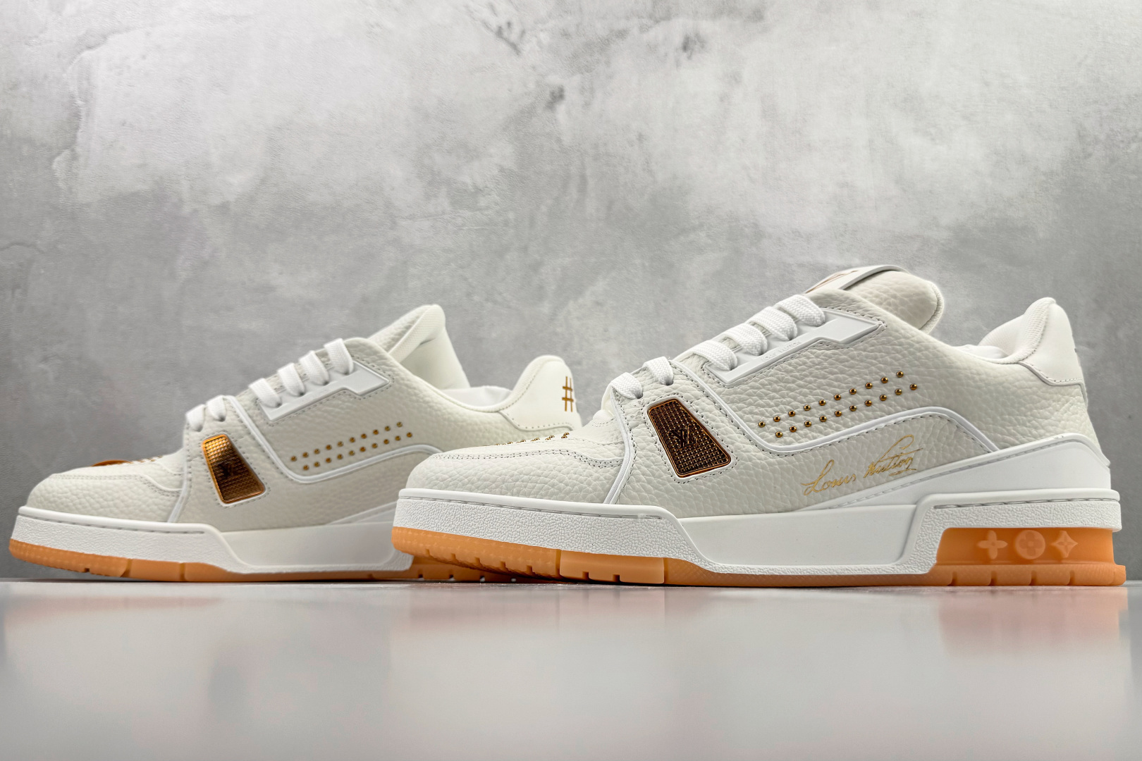 顶级纯原 LOUIS VUITTTrainer 白橙 1AHTGO