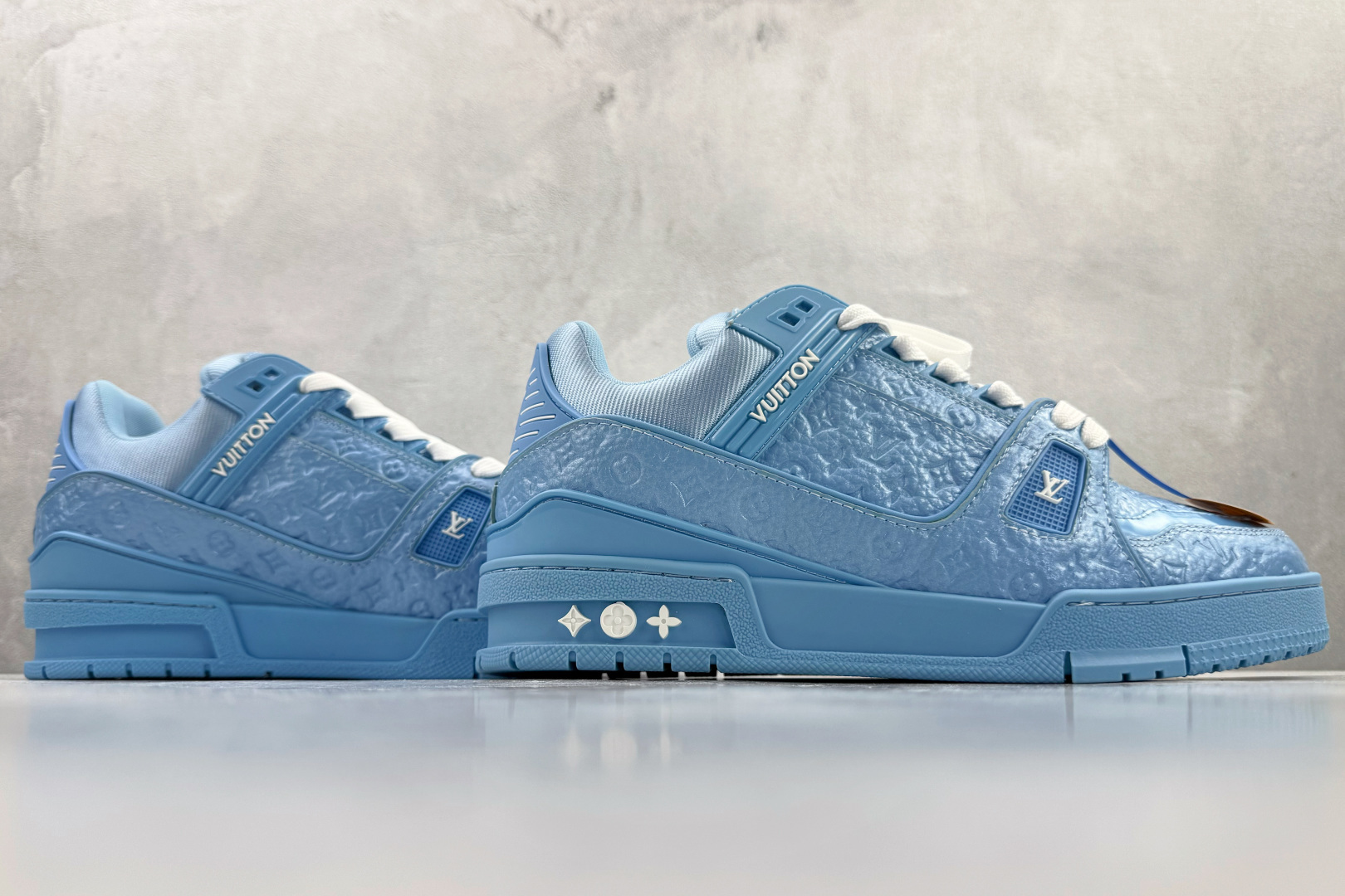 顶级纯原 LOUIS VUITTTrainer 蓝色 1AHTB7