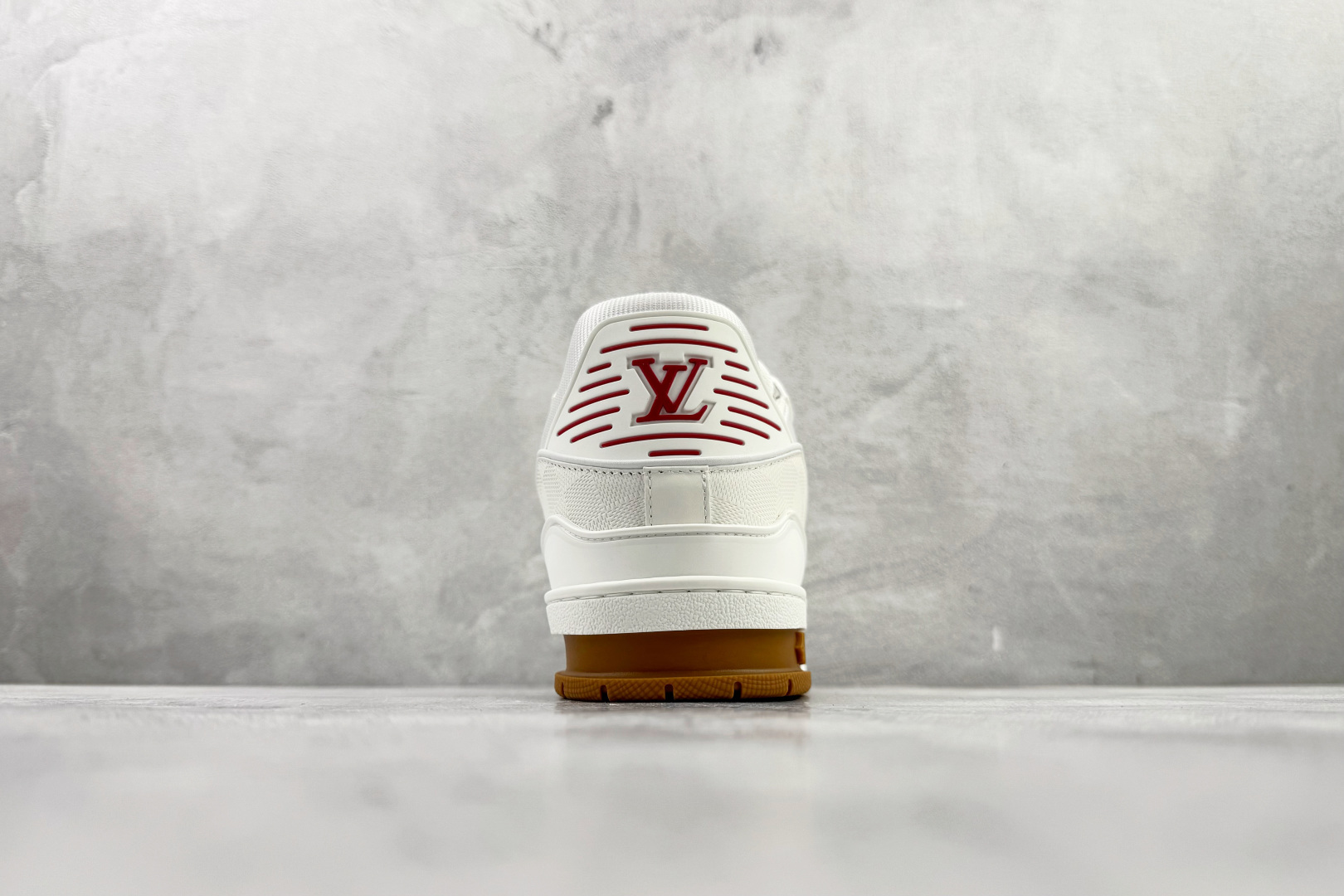 顶级纯原 LOUIS VUITTTrainer 白色 1AHTS7