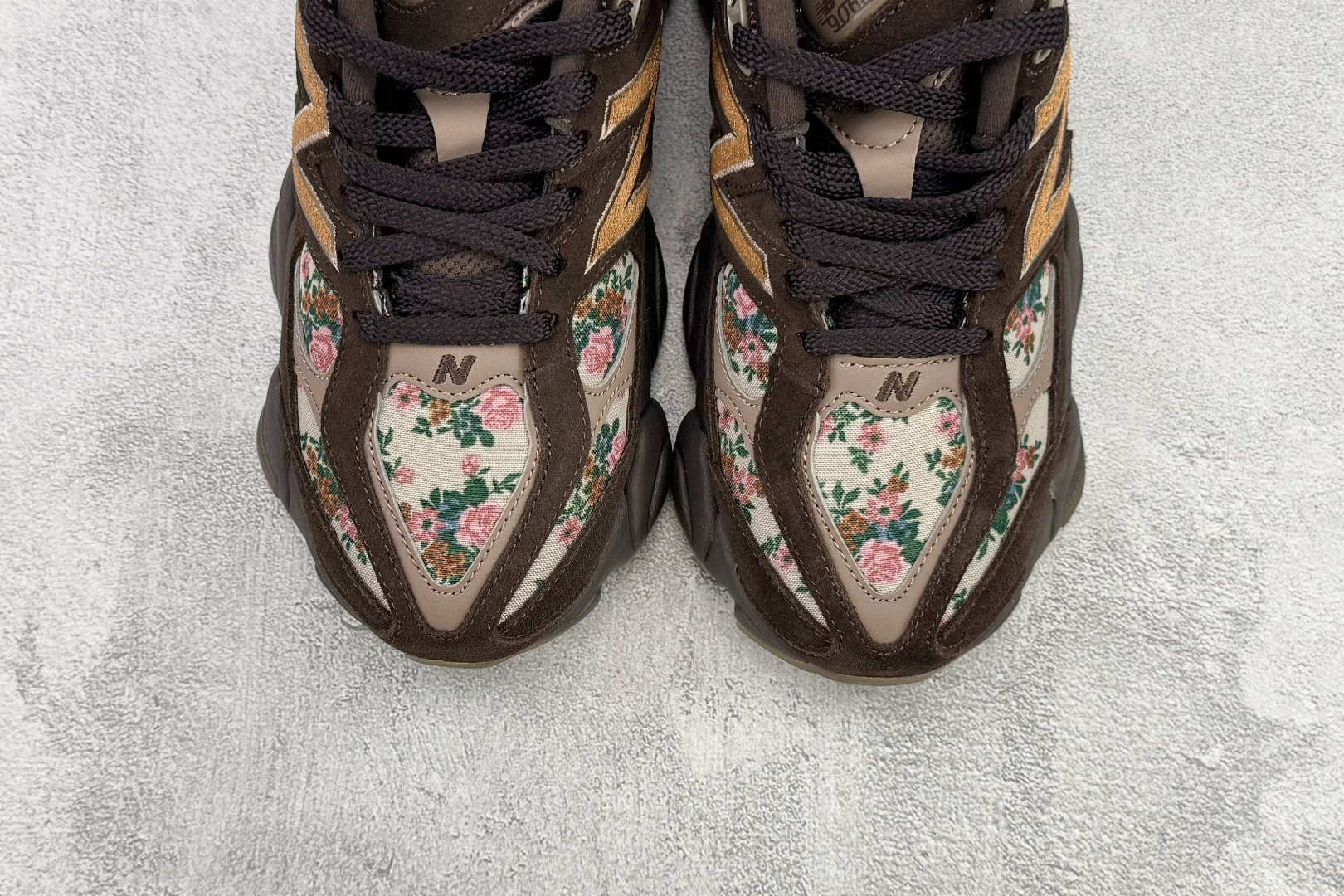 大厂出品 atmos pink x New Balance NB 9060 棕色 U9060ATP-莆田鞋,莆田鞋货源,高仿鞋,高仿鞋货源,安福档口,莆田高仿鞋,莆田鞋批发,高仿鞋批发,莆田高仿运动鞋,高仿运动鞋,莆田运动鞋 大厂出品 atmos pink x New Balance NB 9060 棕色 U9060ATP