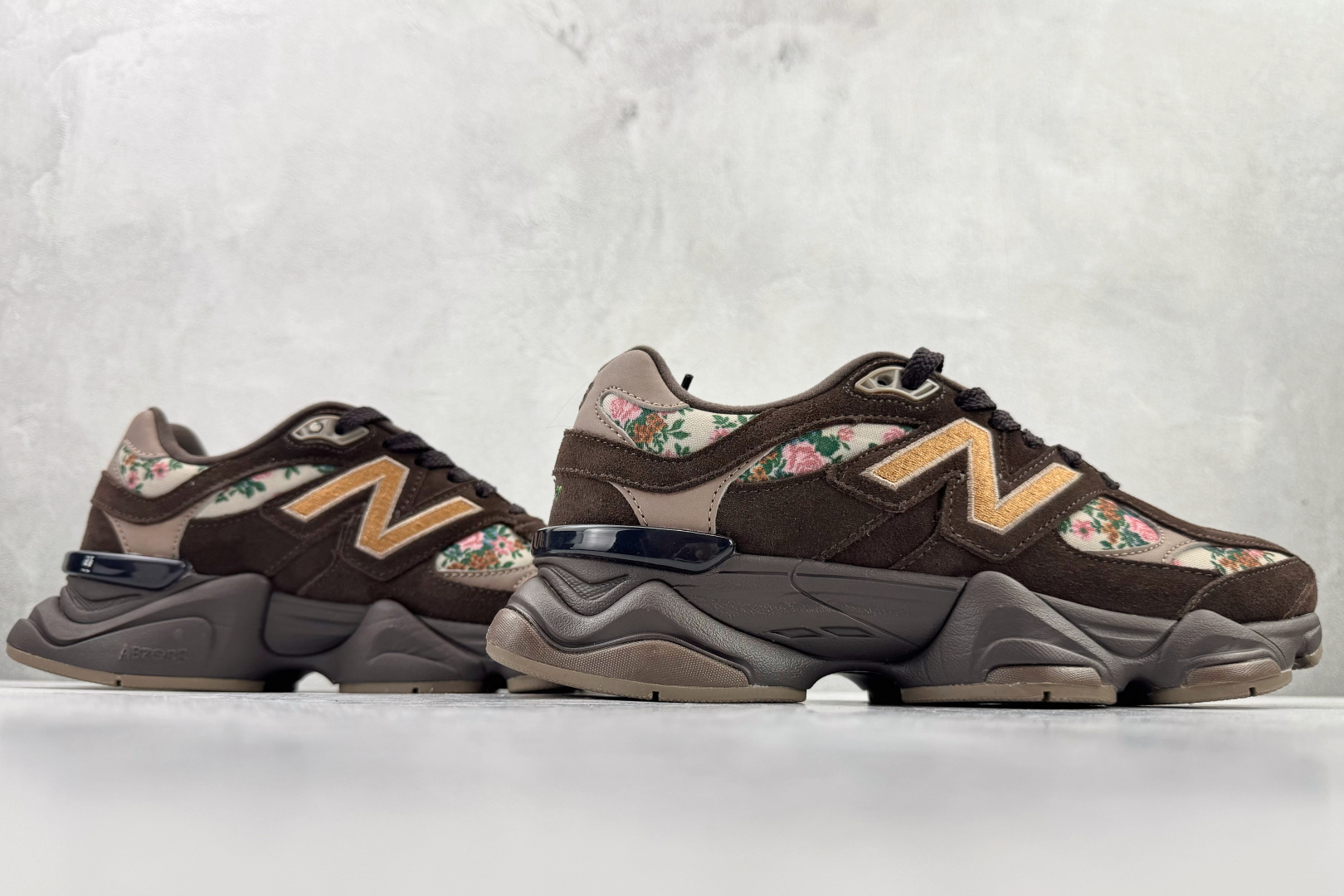 大厂出品 atmos pink x New Balance NB 9060 棕色 U9060ATP-莆田鞋,莆田鞋货源,高仿鞋,高仿鞋货源,安福档口,莆田高仿鞋,莆田鞋批发,高仿鞋批发,莆田高仿运动鞋,高仿运动鞋,莆田运动鞋 大厂出品 atmos pink x New Balance NB 9060 棕色 U9060ATP