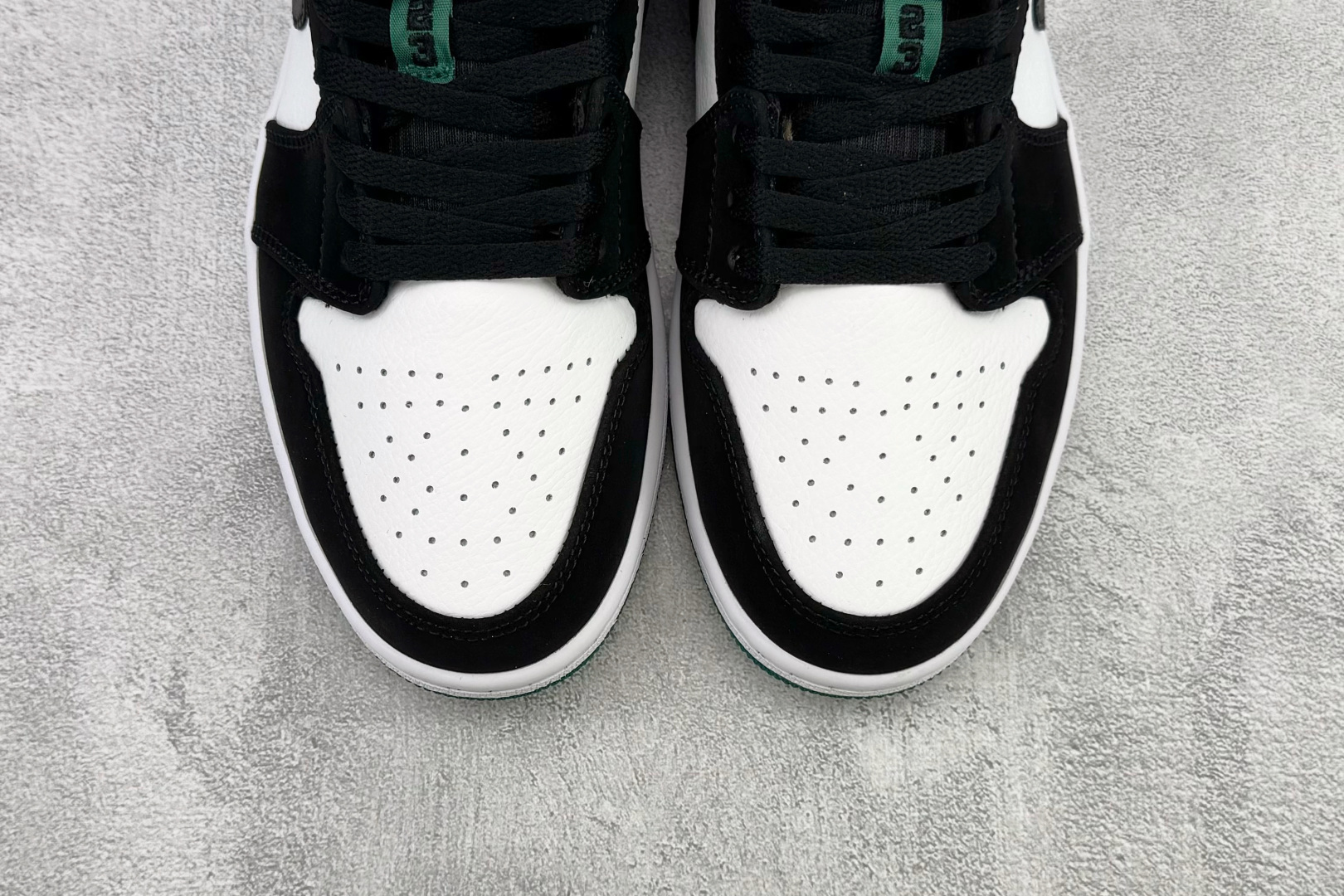 Jordan Air Jordan 1 low 黑绿脚趾 553558-113