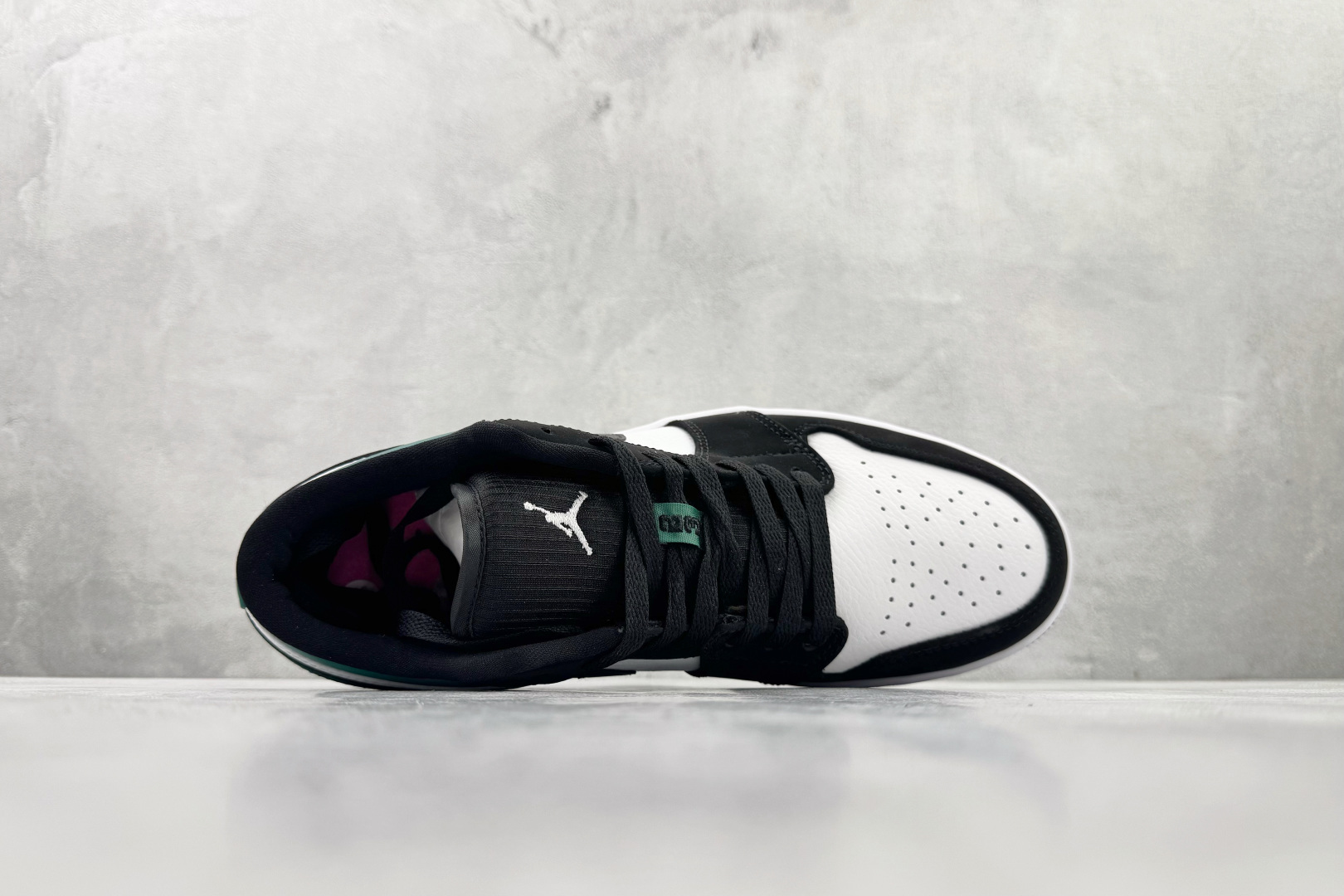 Jordan Air Jordan 1 low 黑绿脚趾 553558-113