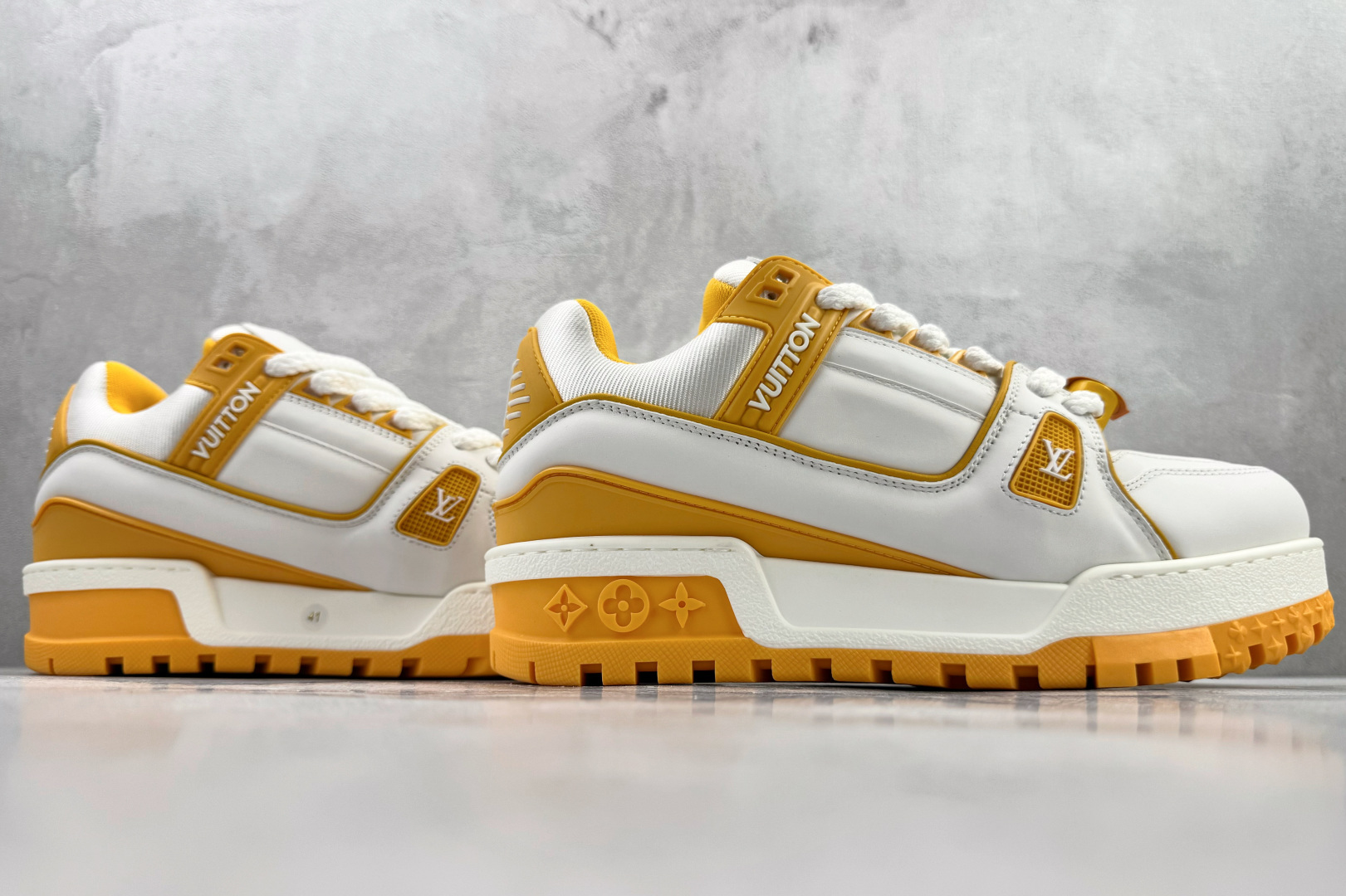 顶级纯原 LOUIS VUITTTrainer Maxi 小胖丁 白黄色 1ACPQJ