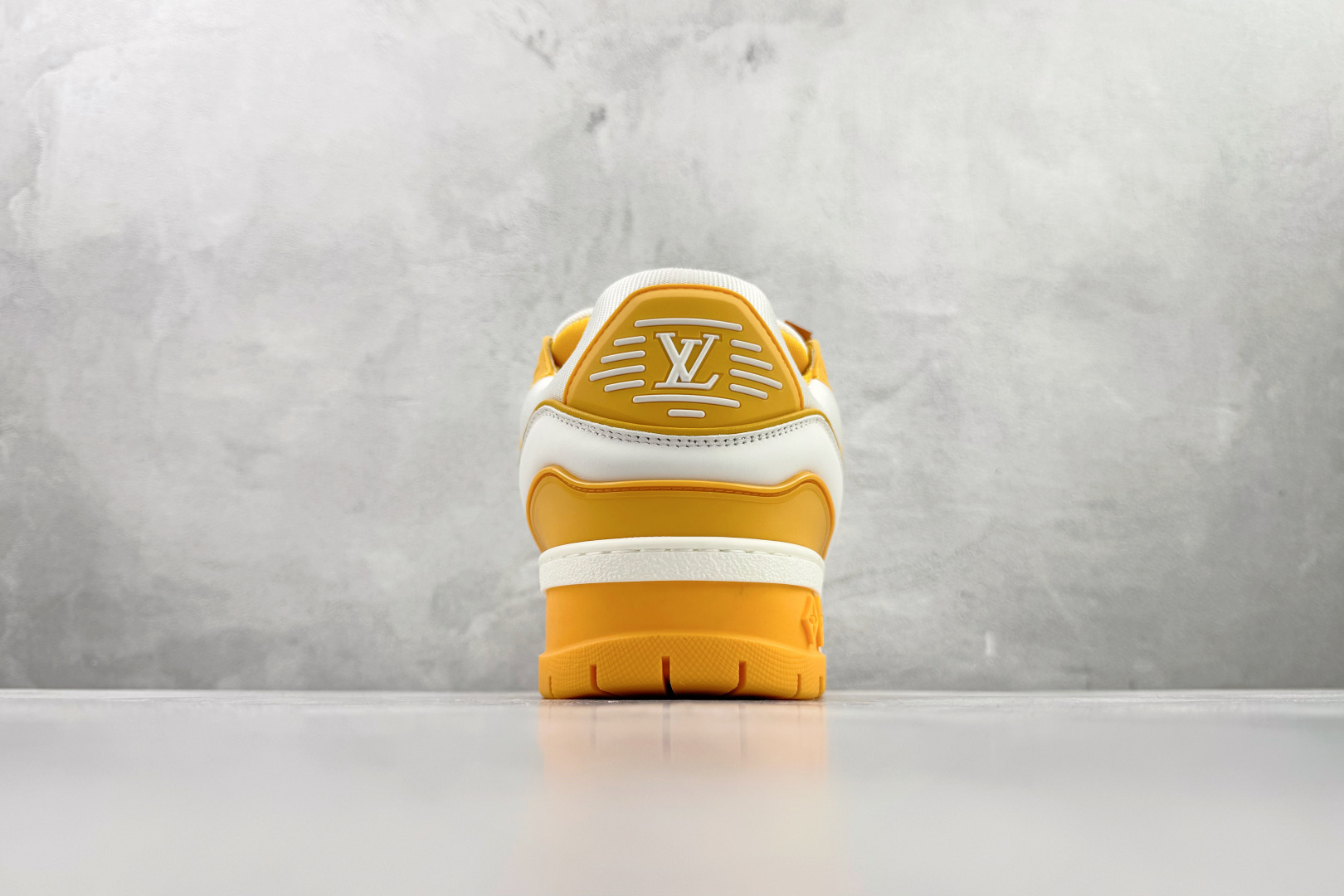 顶级纯原 LOUIS VUITTTrainer Maxi 小胖丁 白黄色 1ACPQJ