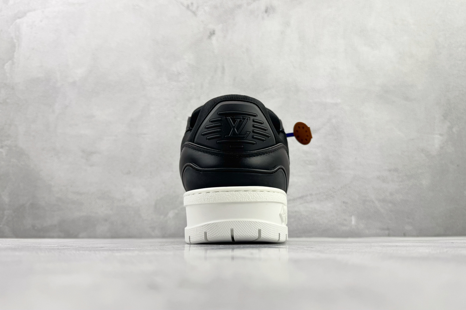 顶级纯原 LOUIS VUITTTrainer Maxi 小胖丁 黑色 1AD7D3