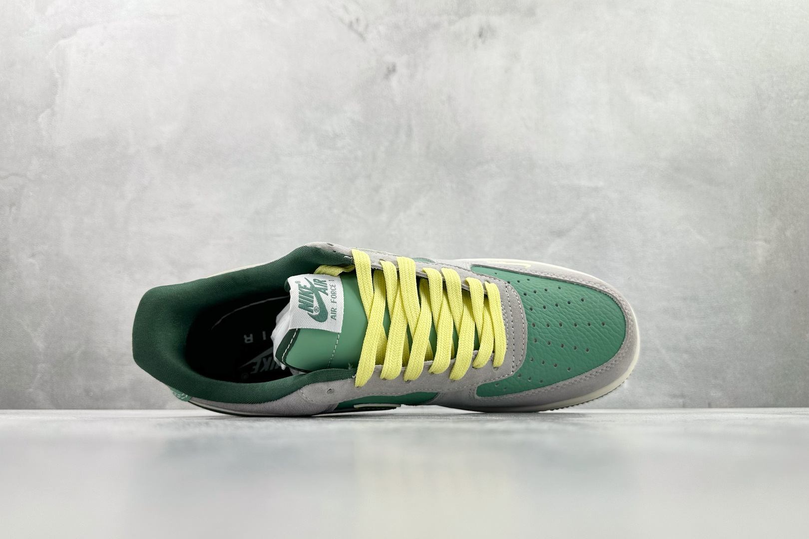 Nike Air Force 1'07 斯图西 灰绿 SS1979-007