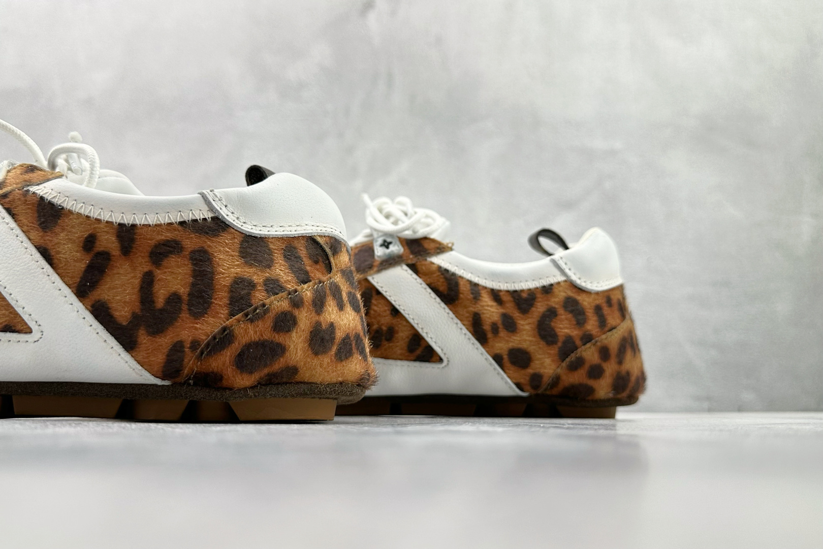 最强性价比 LOUIS VUITTSneakerina 棕色 1AICSP