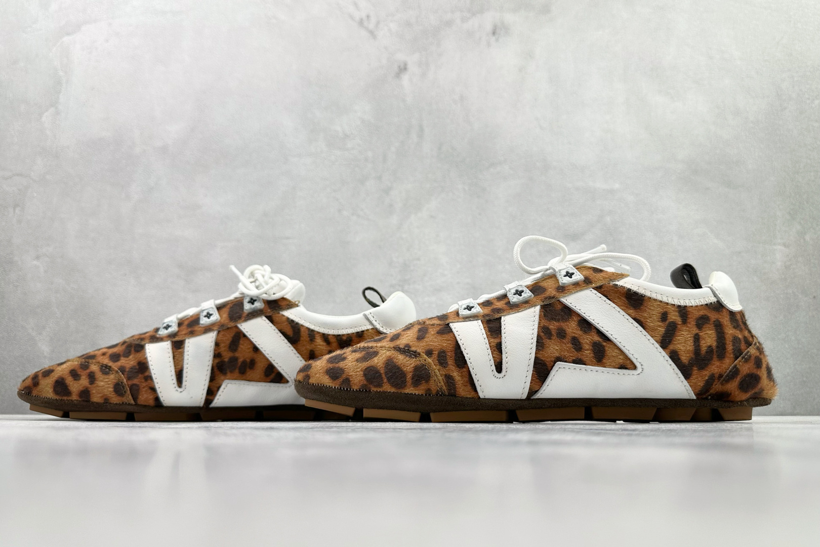 最强性价比 LOUIS VUITTSneakerina 棕色 1AICSP