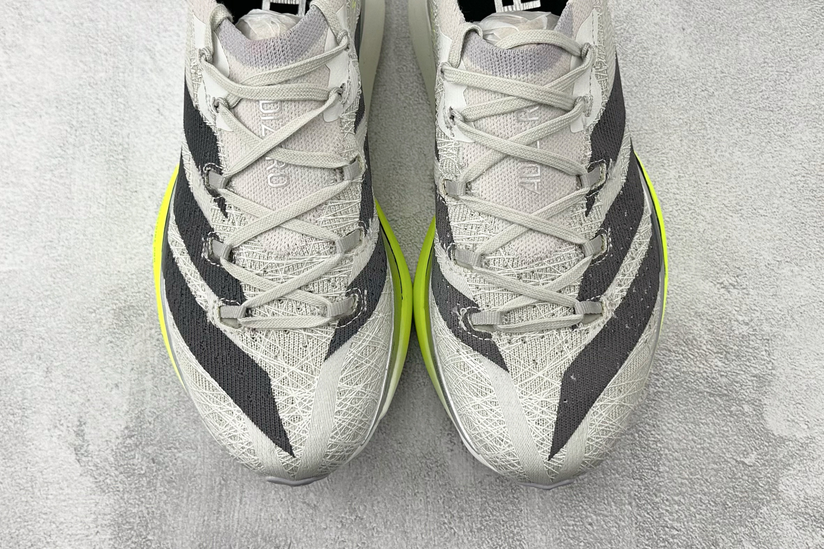 adidAdizero Prime X 3.0 Strung 灰色 JI2982