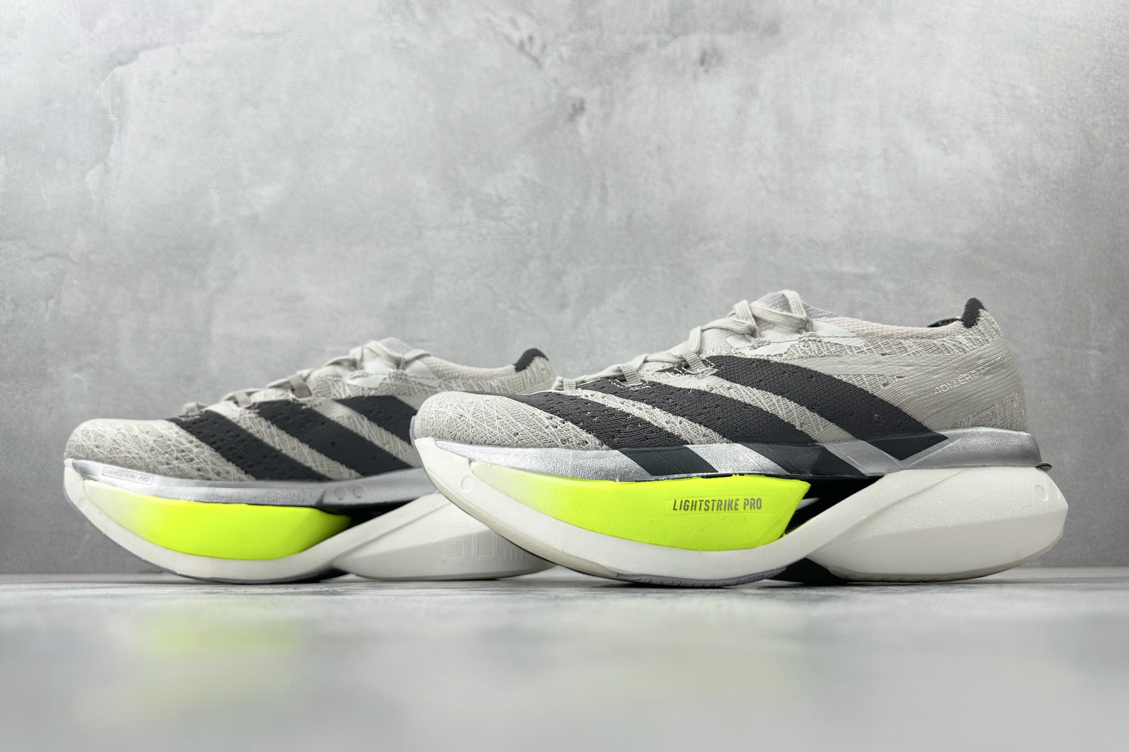 adidAdizero Prime X 3.0 Strung 灰色 JI2982