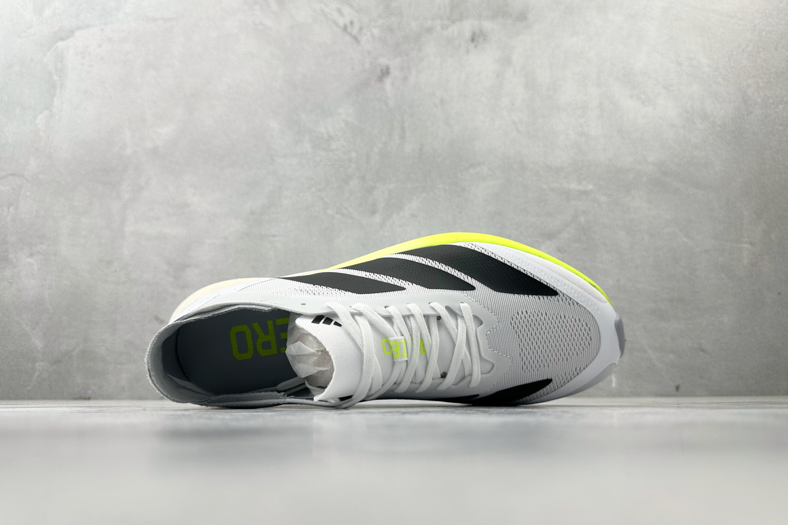 adidADIZERO DRIVE RC 白色 JR7809