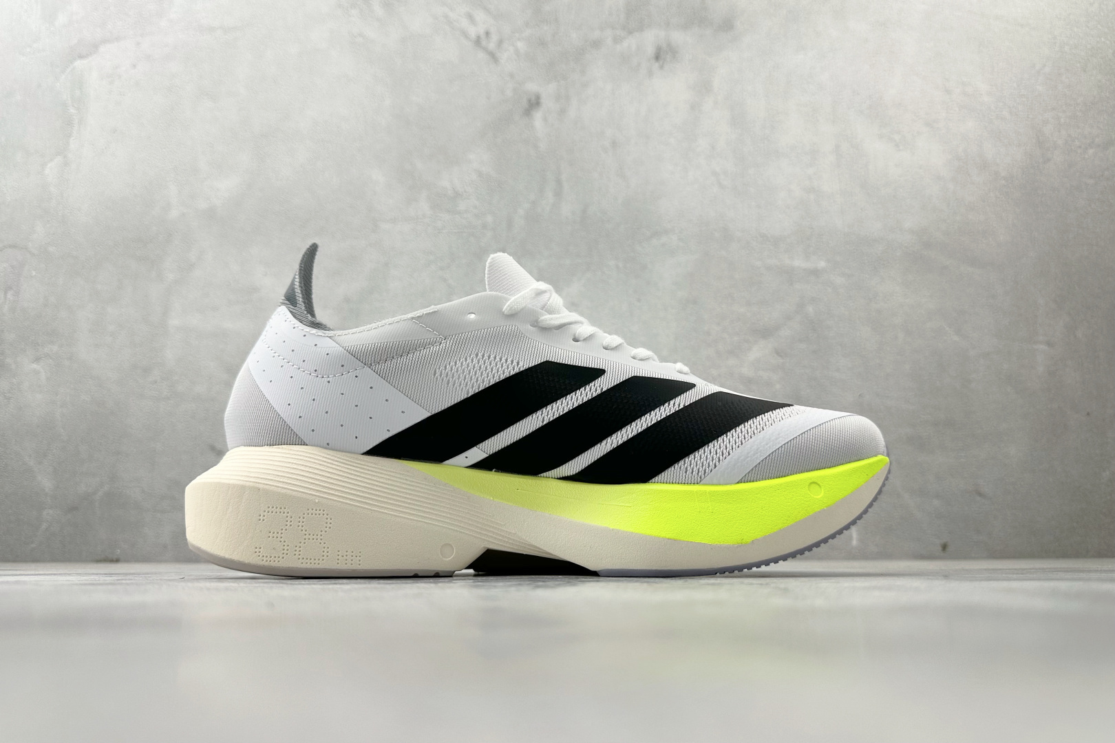 adidADIZERO DRIVE RC 白色 JR7809