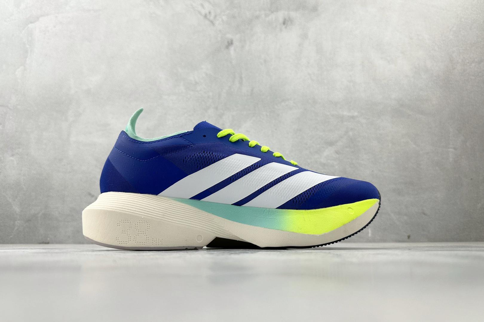 adidADIZERO DRIVE RC蓝白色 JH5694