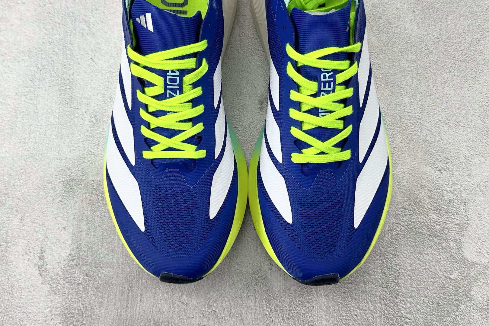 adidADIZERO DRIVE RC蓝白色 JH5694