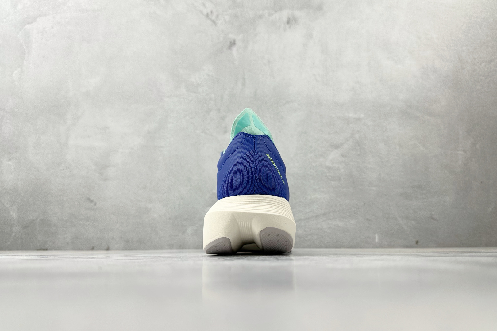 adidADIZERO DRIVE RC蓝白色 JH5694