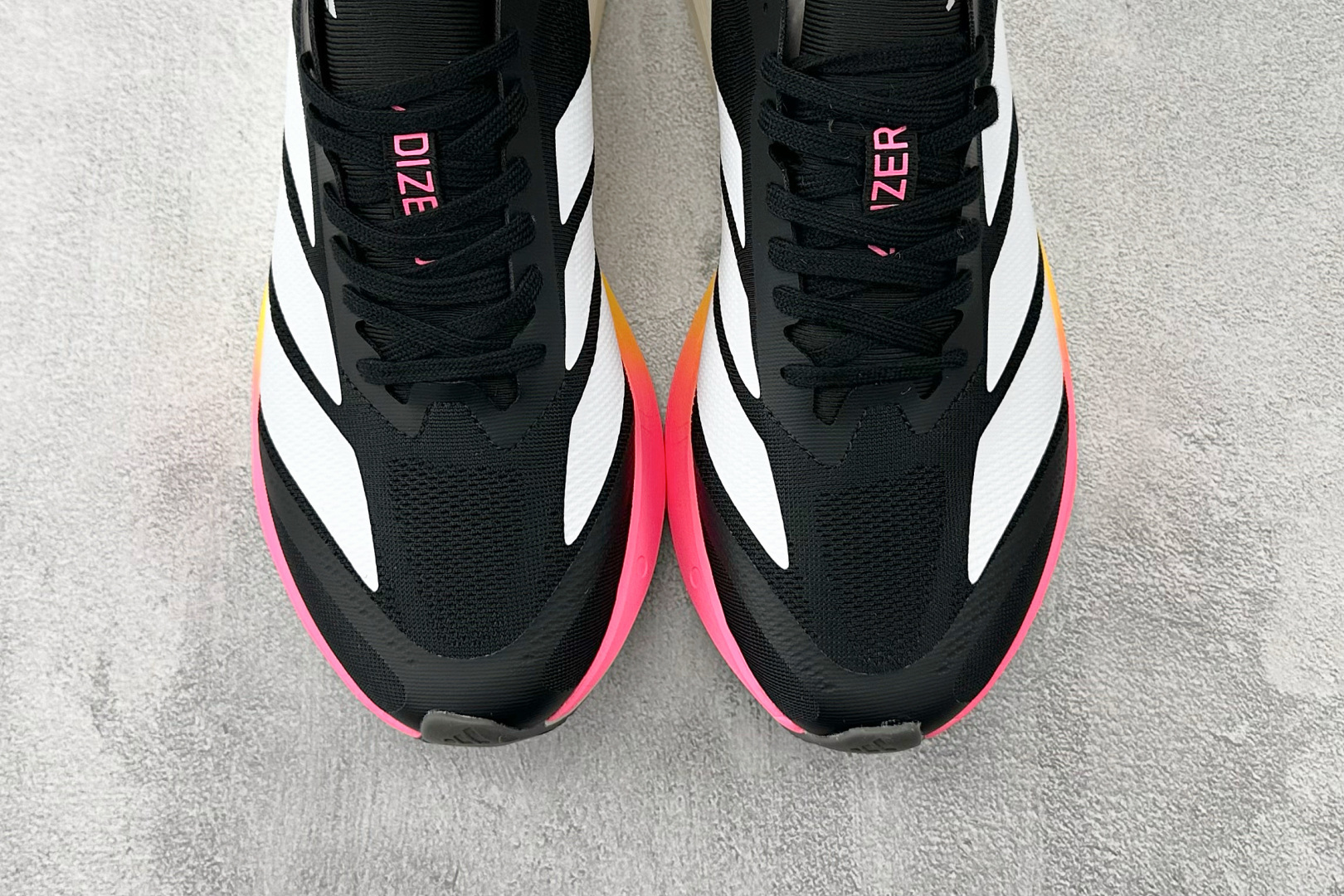 adidADIZERO DRIVE RC 黑粉白 JH5701