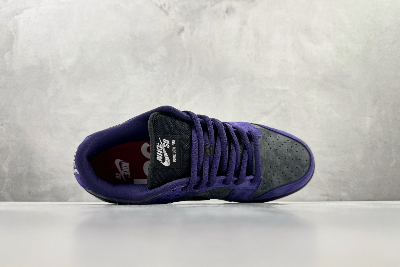 Nike x Supreme Dunk SB Dunk Low 紫色 HQ8487-500