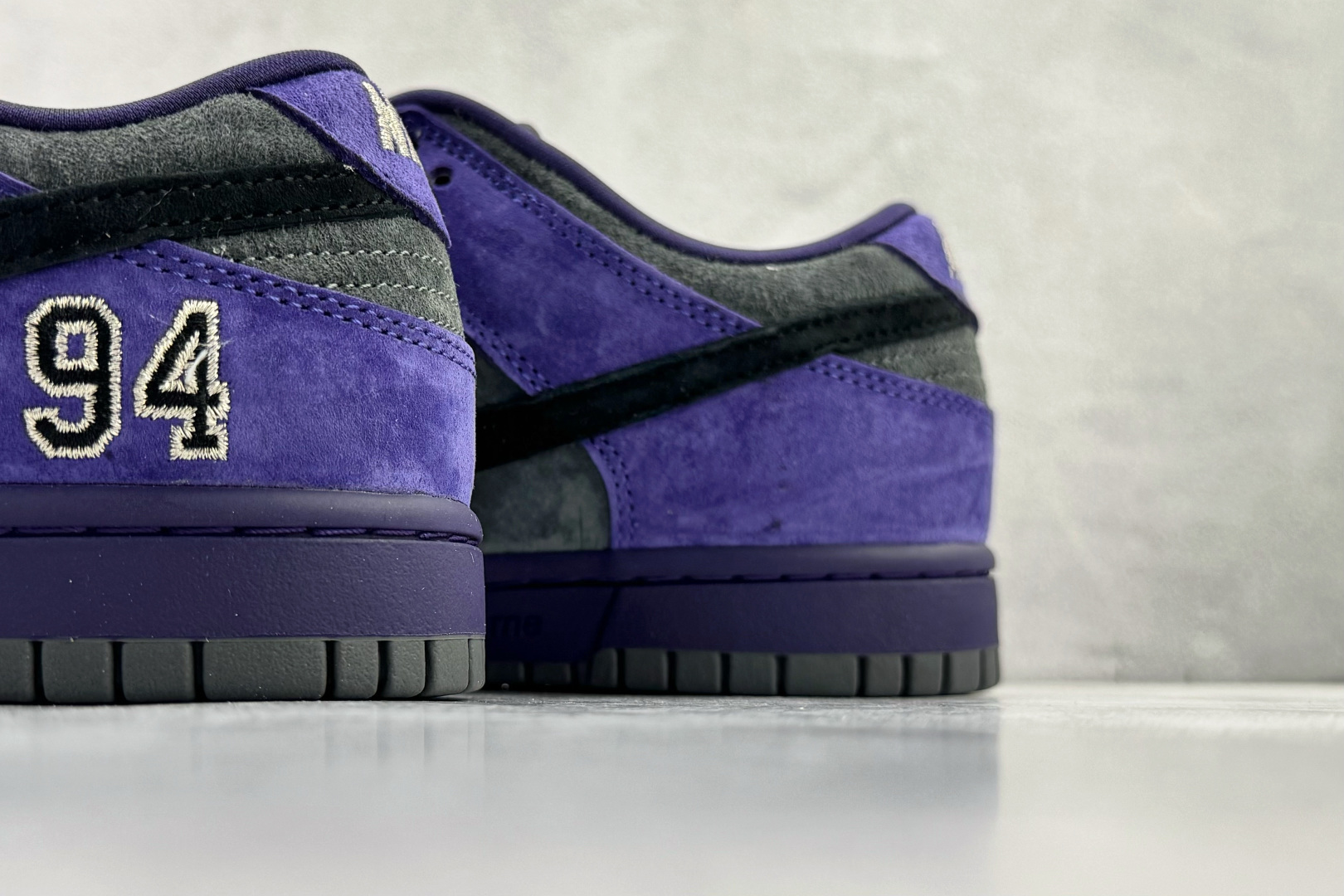 Nike x Supreme Dunk SB Dunk Low 紫色 HQ8487-500