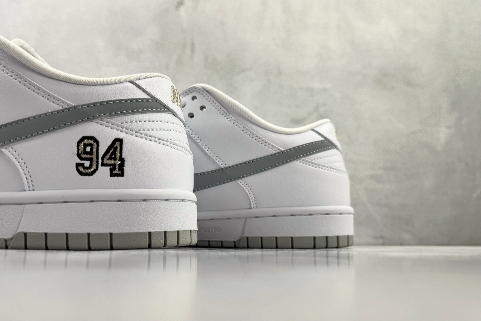 免检版 配色齐全 Nike x Supreme Dunk SB Low 白色 HQ8487-100