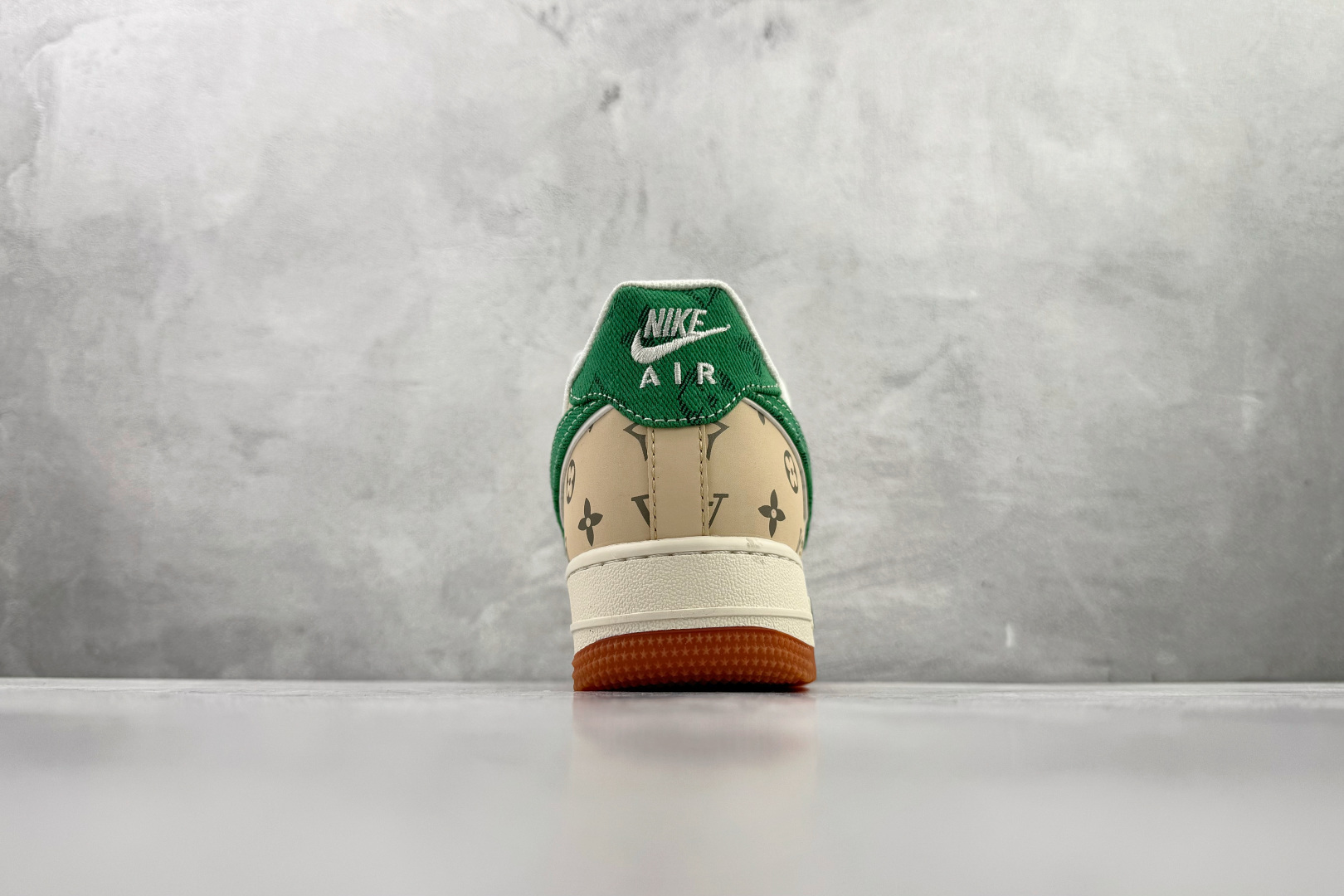 Nike Air Force 1'07 LV8 黄白 XS1958-627