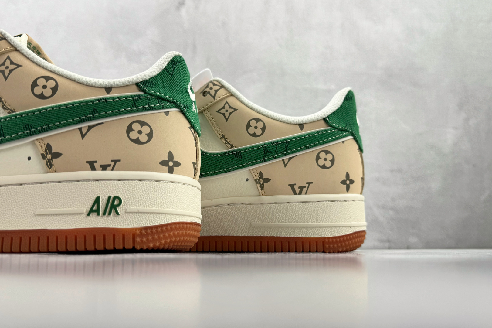 Nike Air Force 1'07 LV8 黄白 XS1958-627