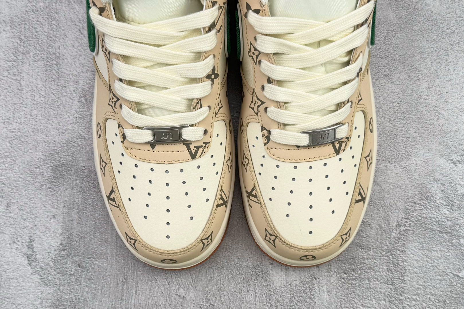 Nike Air Force 1'07 LV8 黄白 XS1958-627