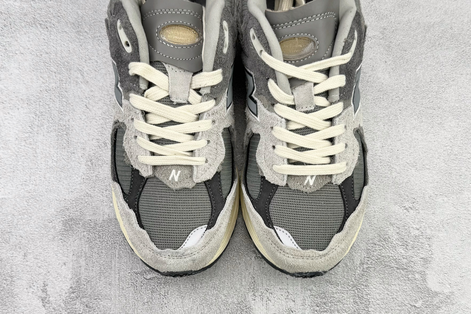 New Balance NB 2002R 云雨灰 M2002RDA