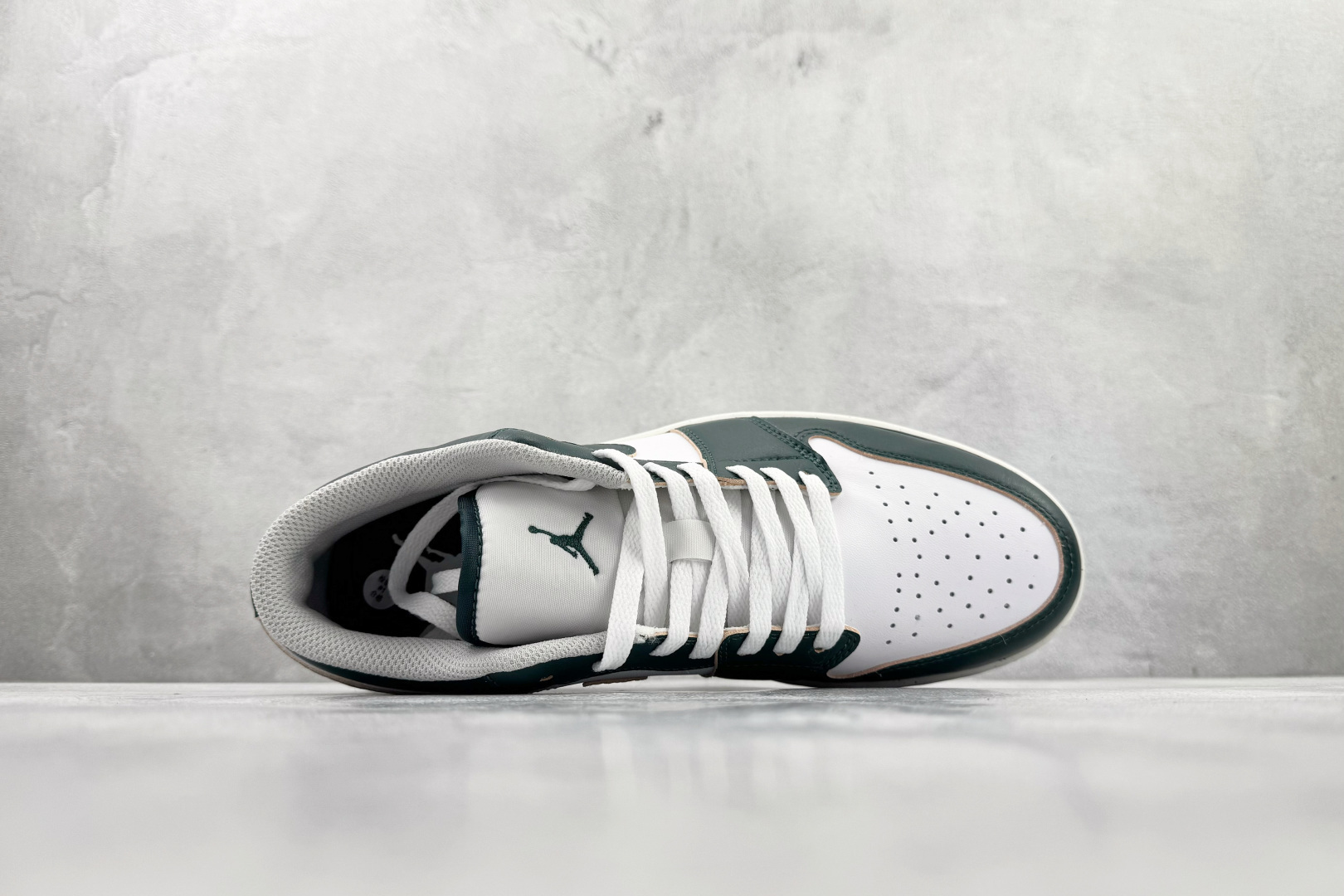 Jordan Air Jordan 1 low 绿白 FQ7687-300