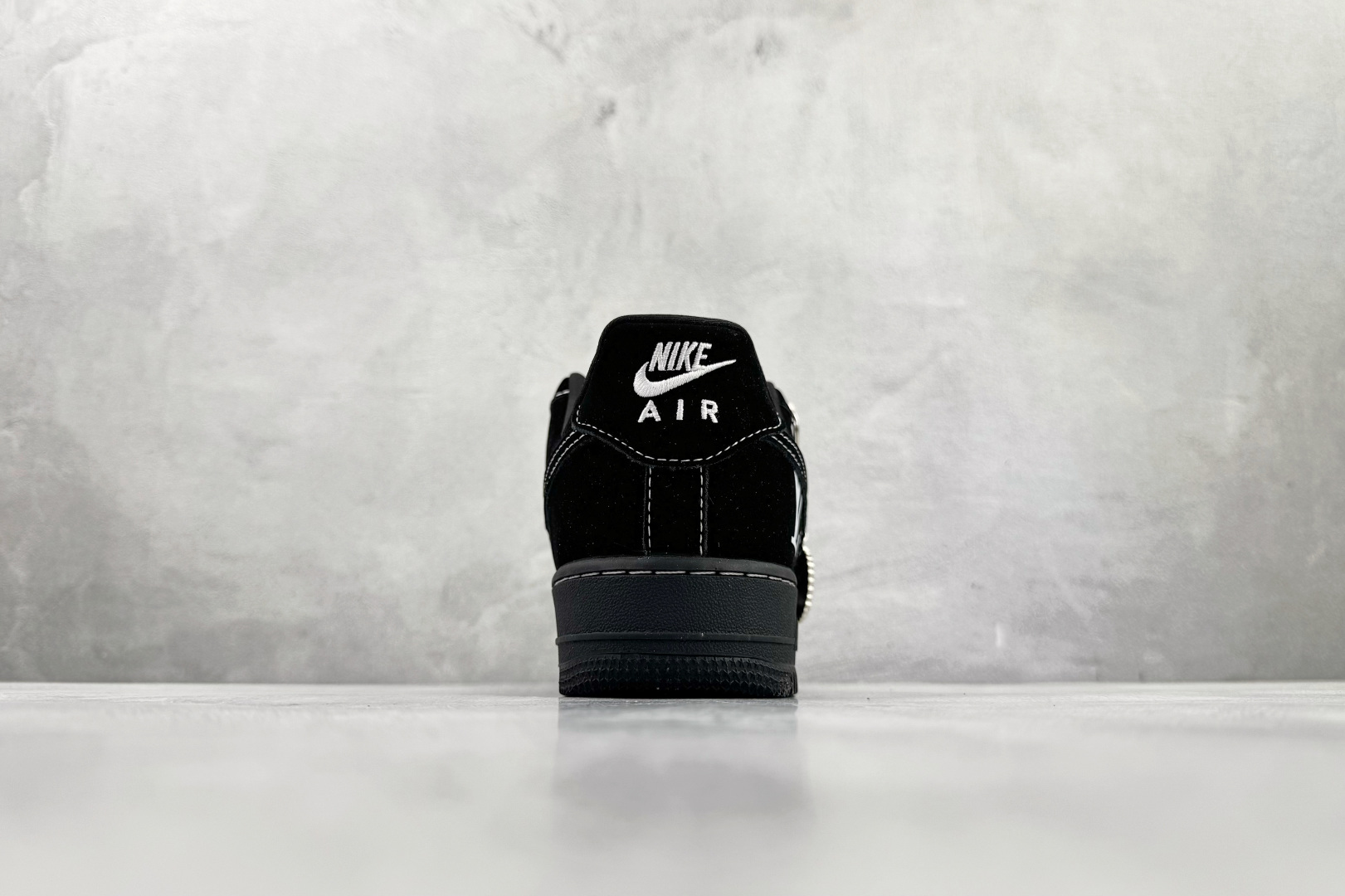 Nike Air Force 1 Low 黑色 XL1979-126