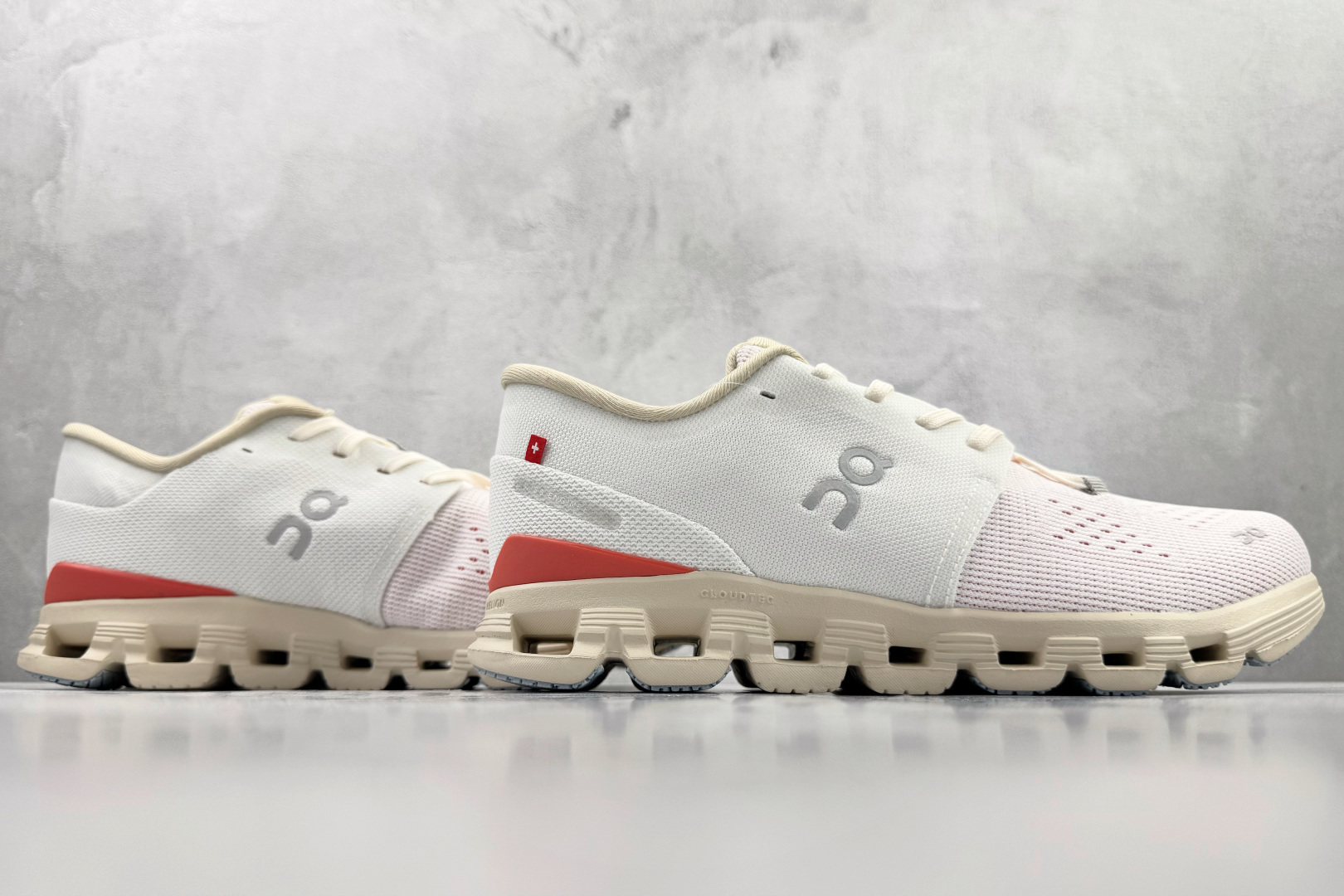 On昂跑 Cloud X4 WMNS 象牙白 3WE30073297