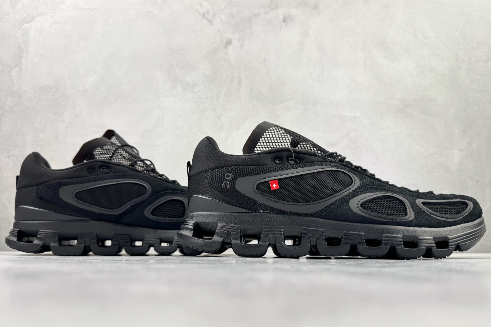 FKA twigs x On昂跑 Cloud X4 黑色 3MF10910553