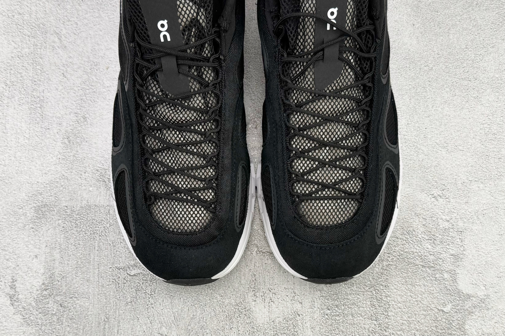 FKA twigs x On昂跑 Cloud X4 黑色 3MF10910556