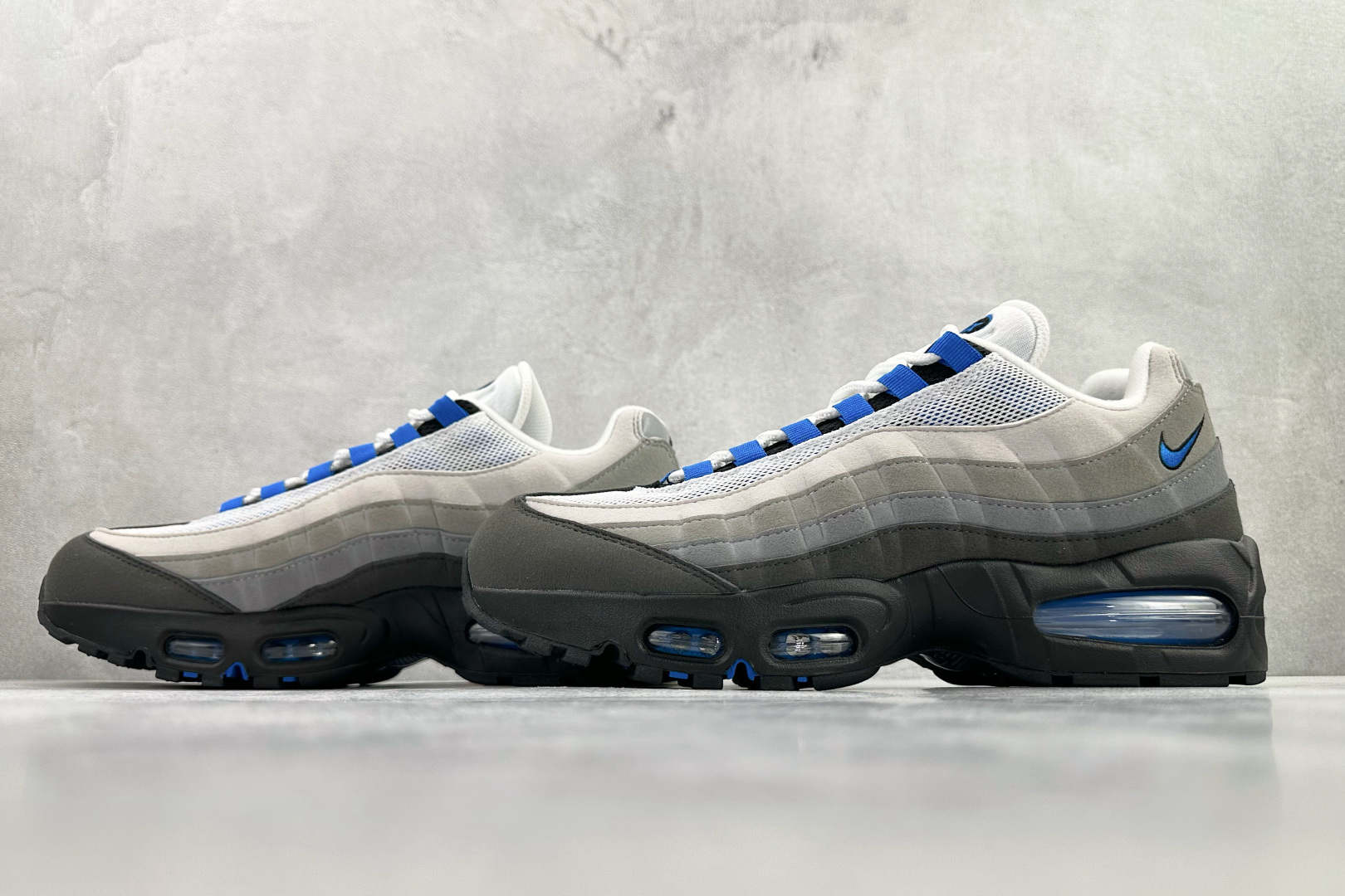 口碑神作 Nike Air Max 95 Blue Spark 灰黑蓝 IM7410-100