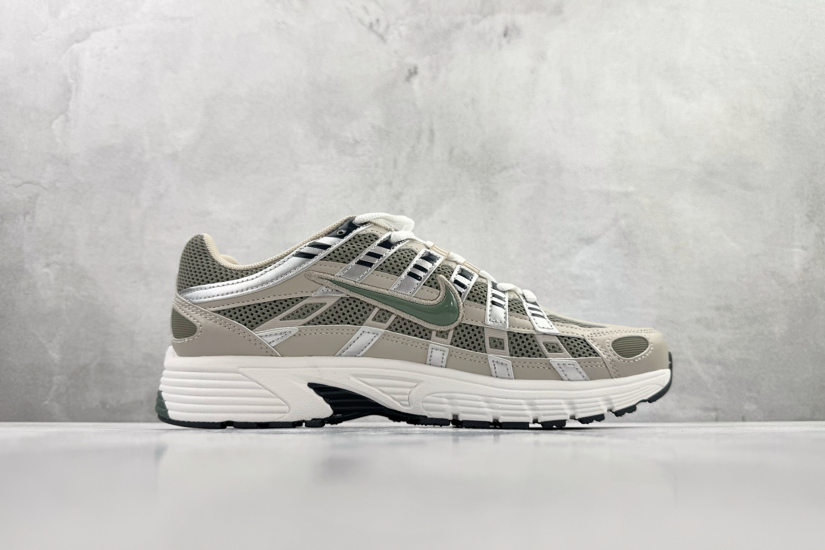 原鞋开发 原数据档案 Nike P-6000 浅灰绿 CD6404-203