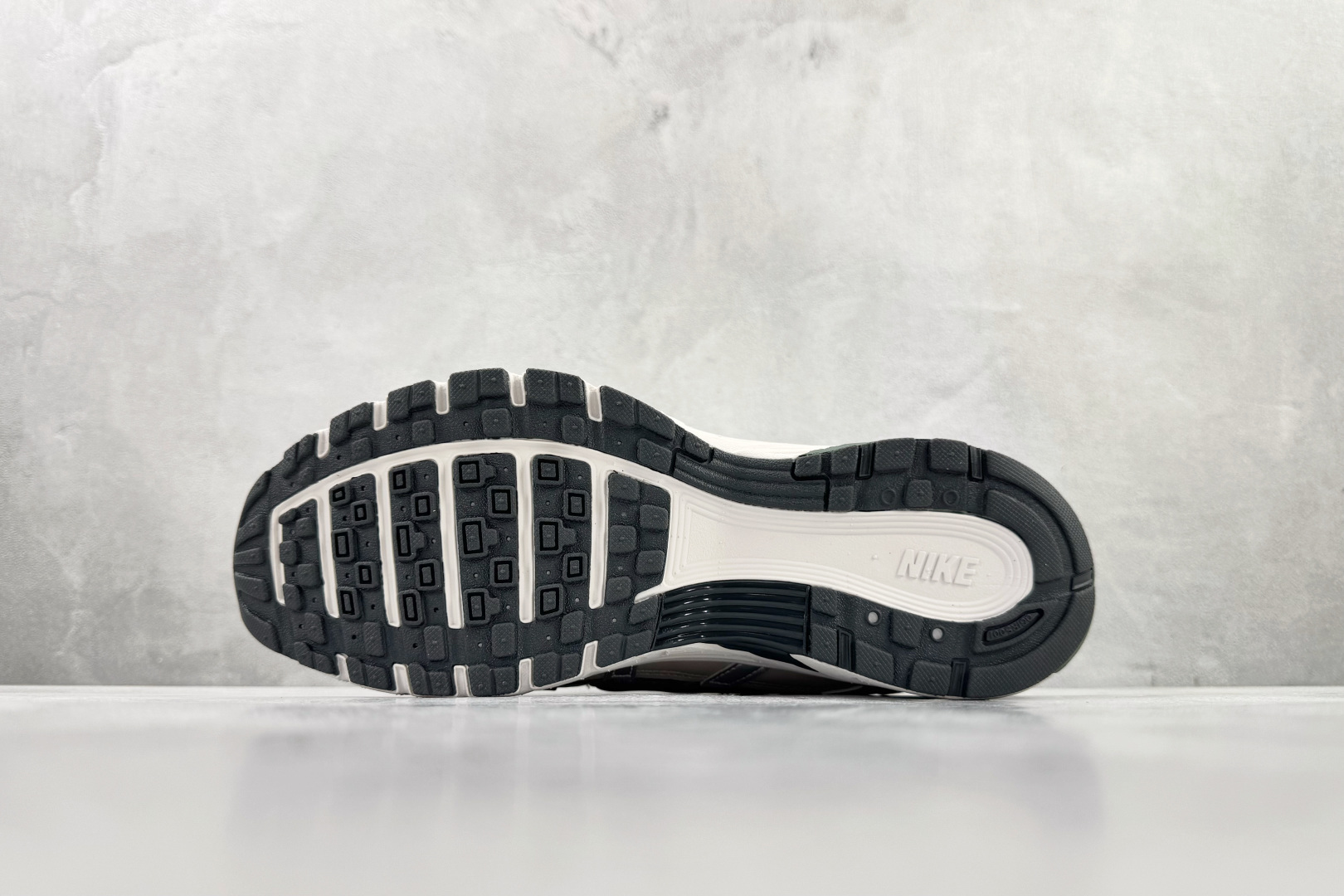 原鞋开发 原数据档案 Nike P-6000 浅灰绿 CD6404-203