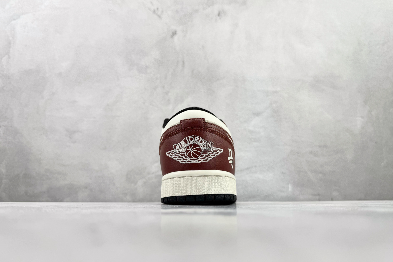 定制球鞋Jordan Air Jordan 1 low 马年限定 赤骥凌云 赤红 553558-040