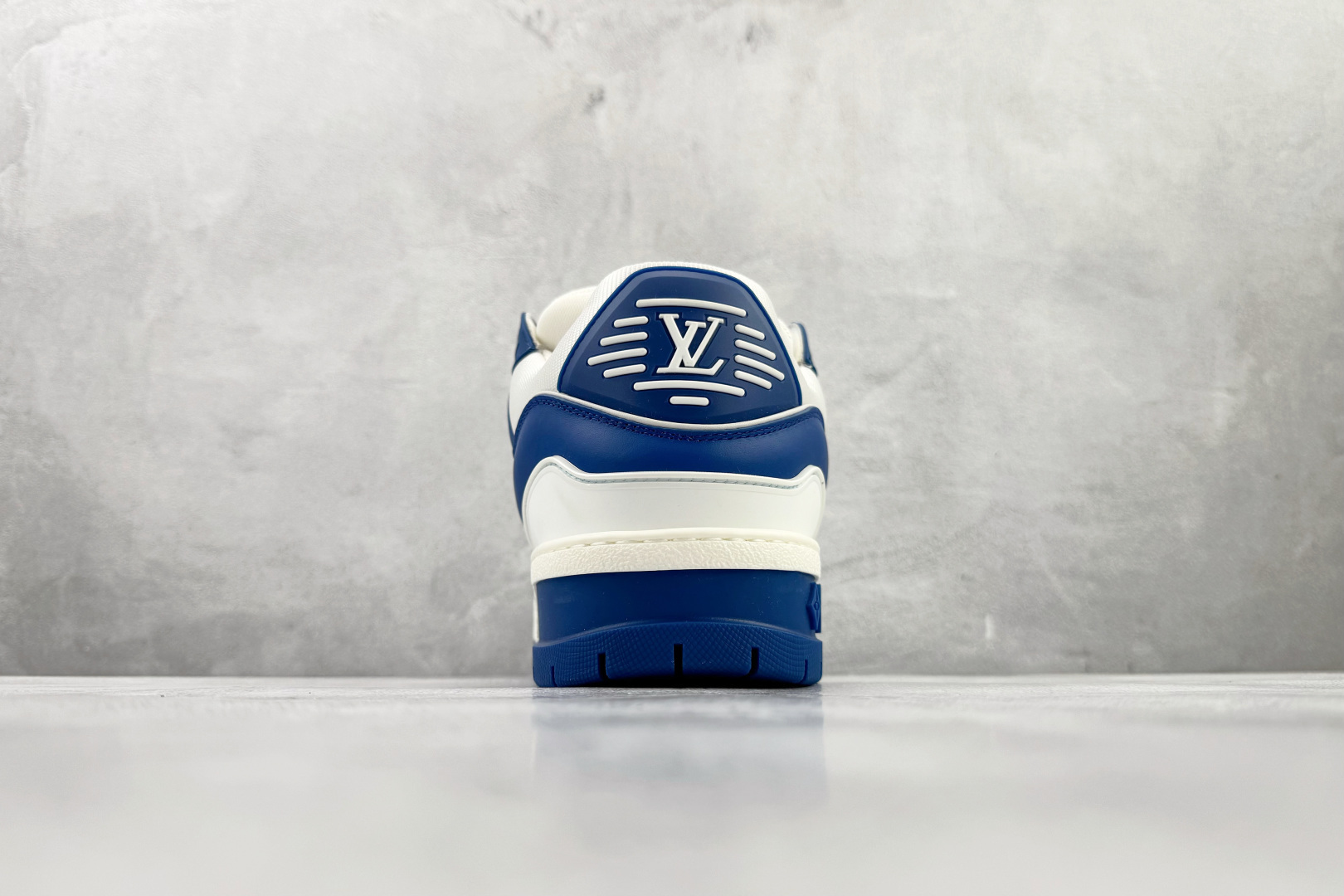 顶级纯原 LOUIS VUITTTrainer Maxi 小胖丁 白蓝 1ABZPW