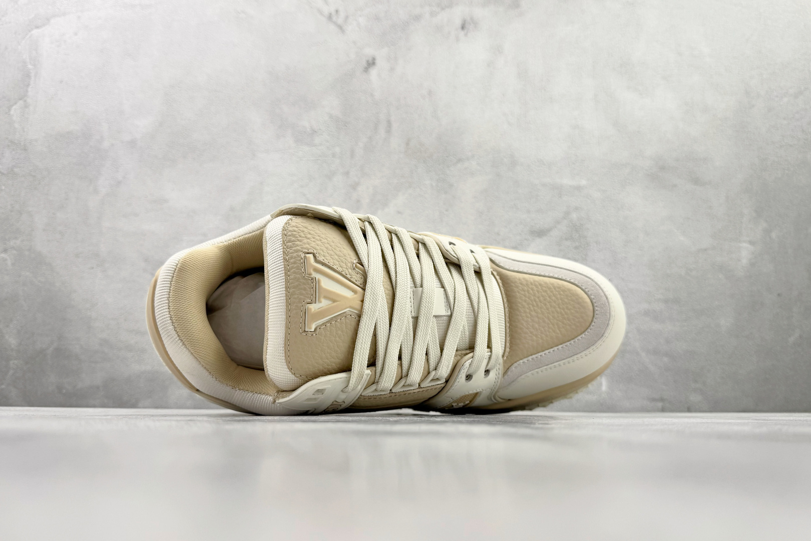 顶级纯原 LOUIS VUITTTrainer Maxi 小胖丁 黄白 1ADHG5