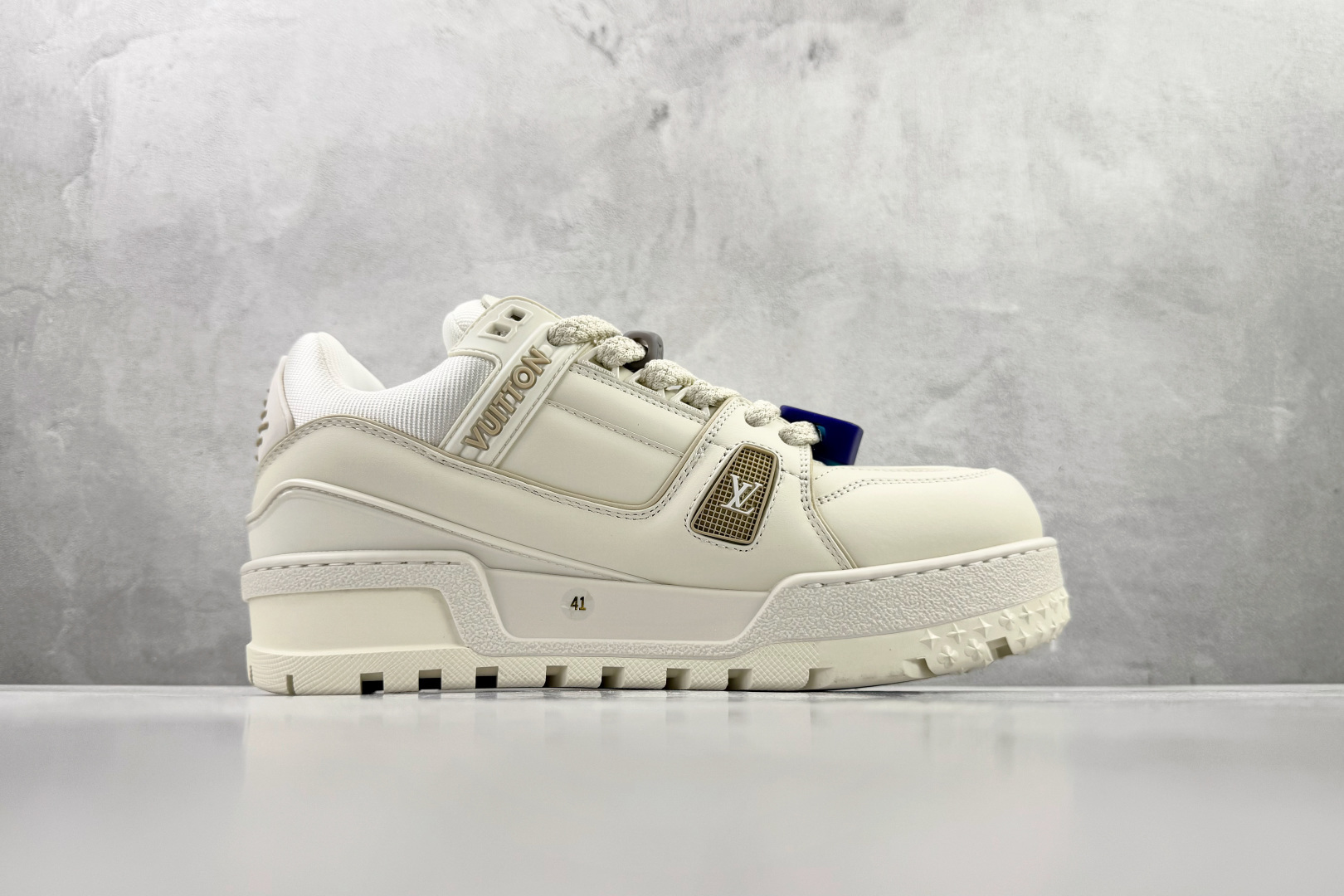 顶级纯原 LOUIS VUITTTrainer Maxi 小胖丁 白色 1AB8RK