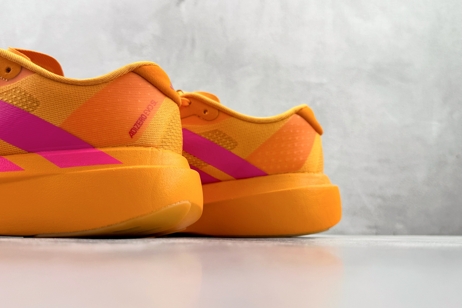 纯原 adidAdizero Evo SL 橙粉 HQ5000