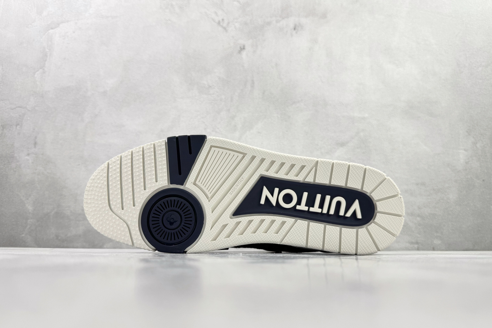 顶级纯原 LOUIS VUITTTrainer 蓝牛仔 1AJAQV