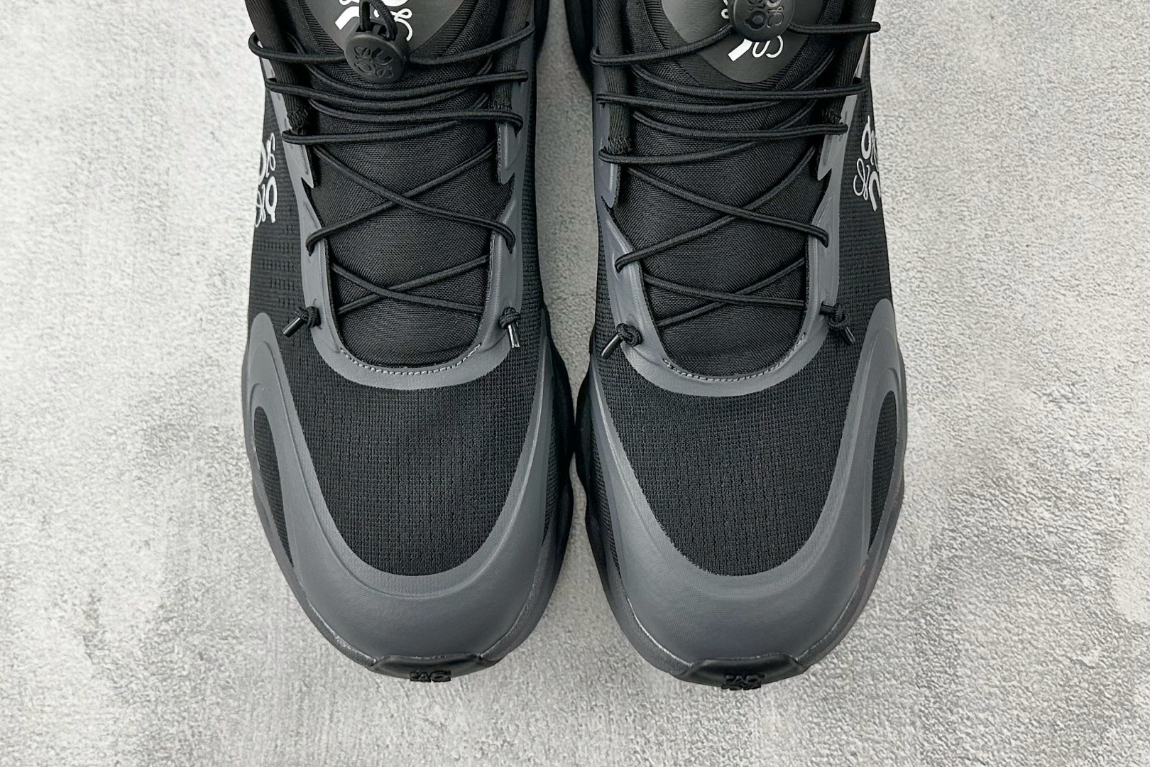 LOEWE x On昂跑 Cloudsolo 黑色 3MF30660553